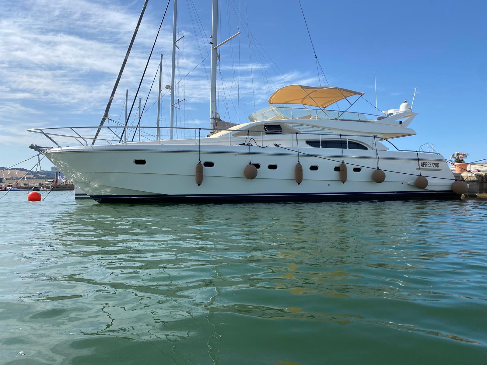 levante_yacht