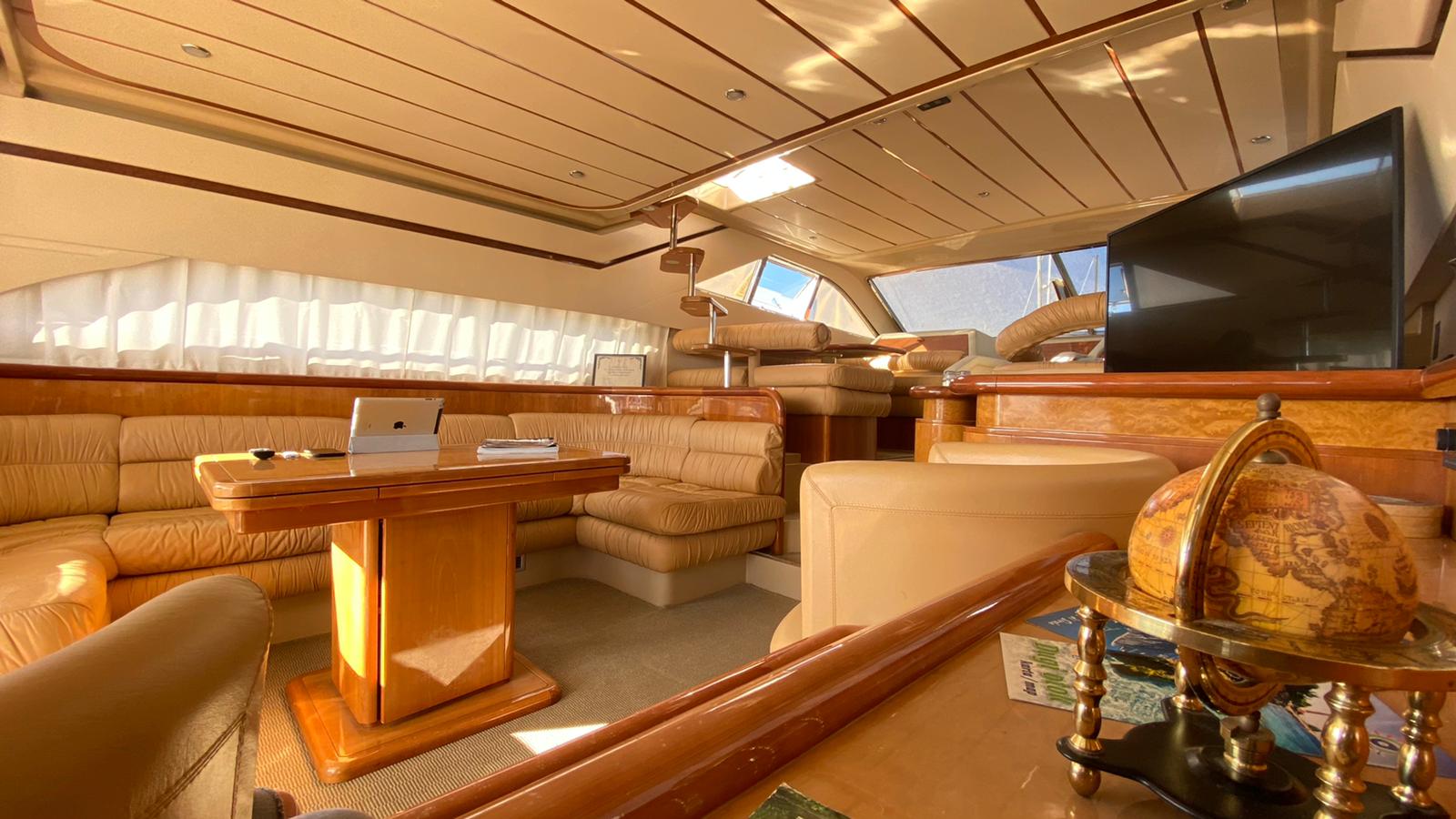 levante_yacht
