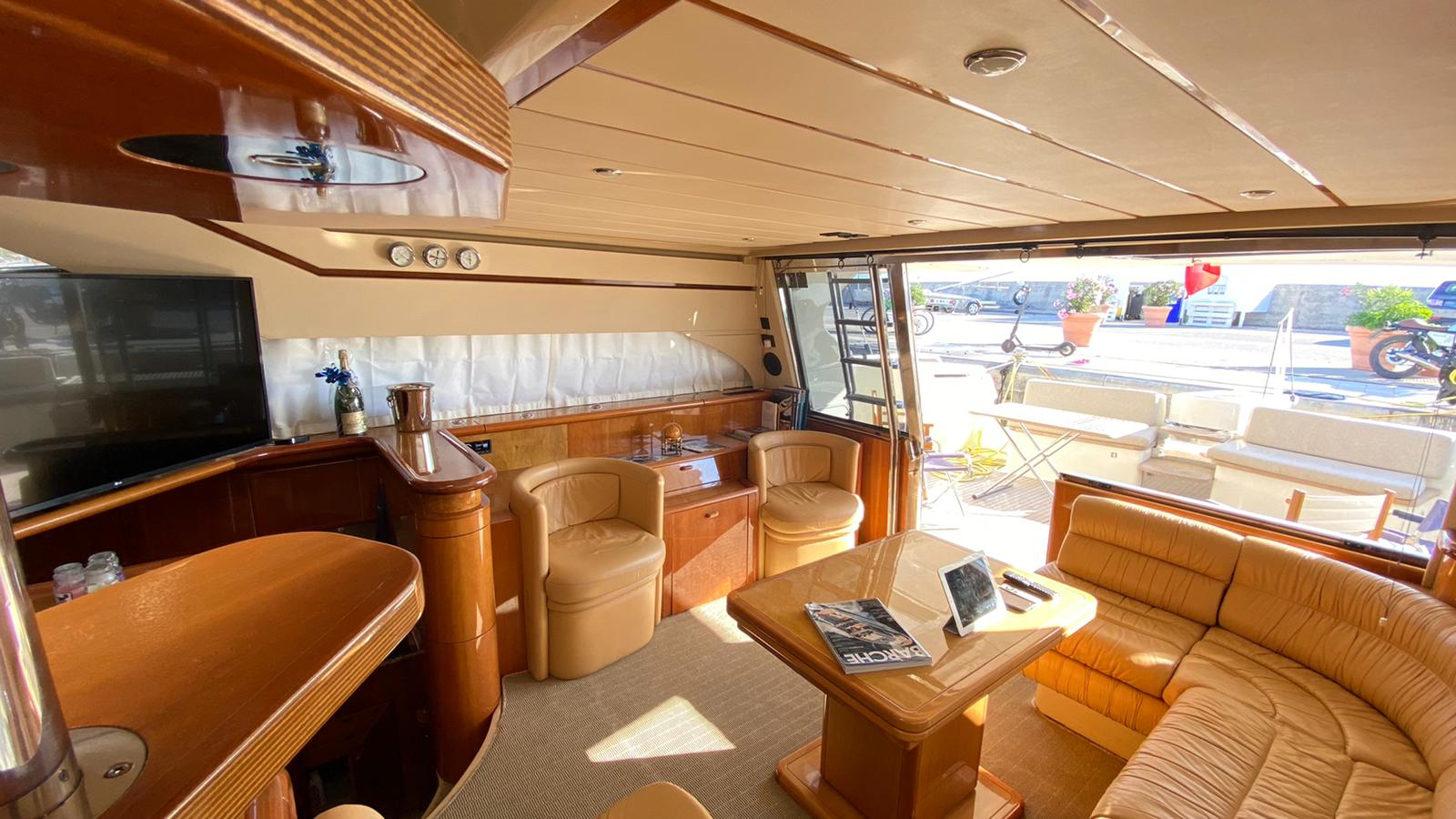 levante_yacht