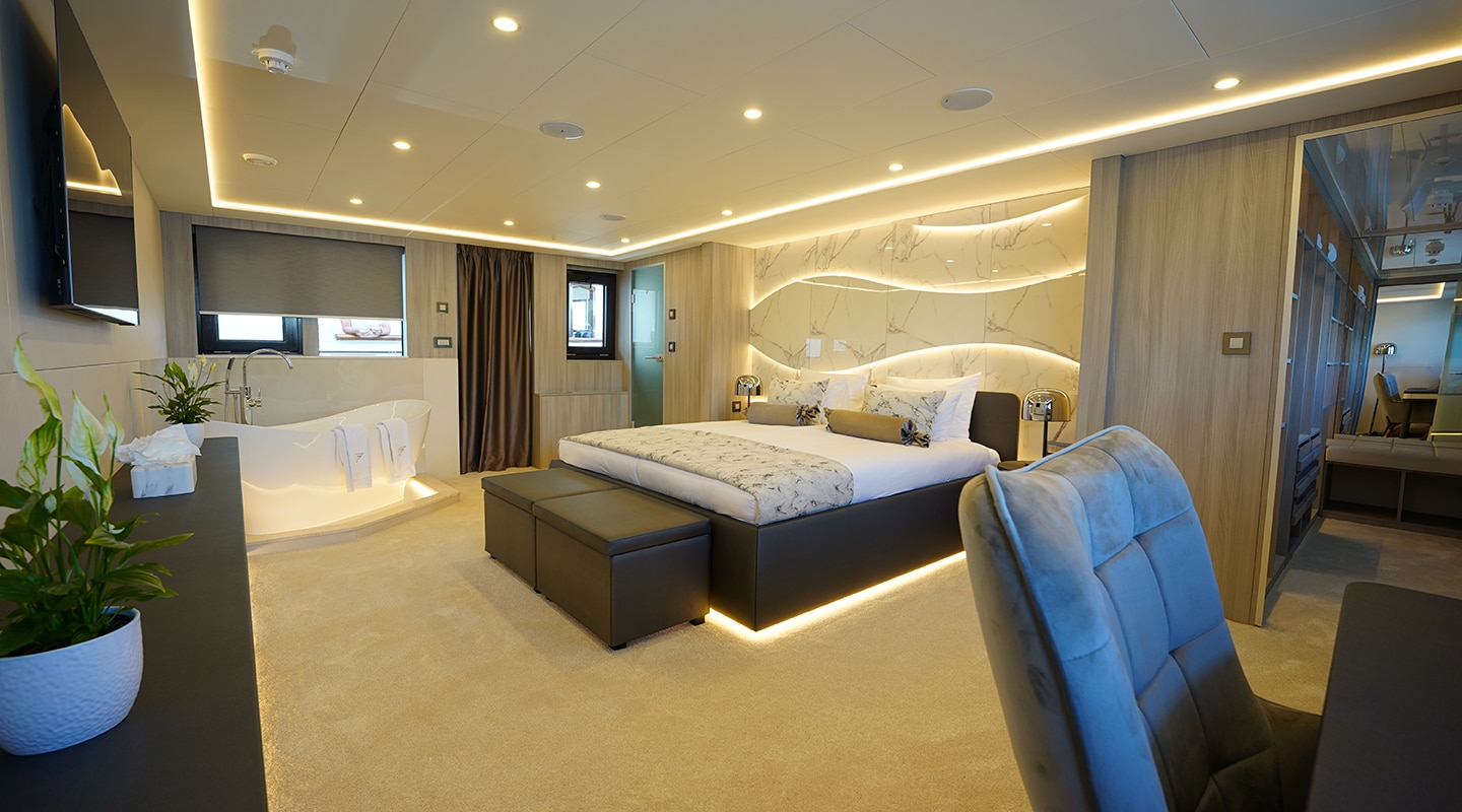 levante_yacht