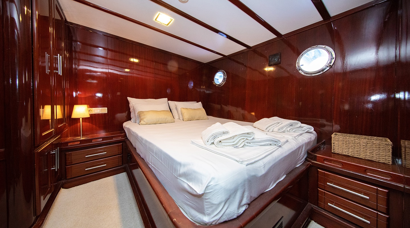 levante_yacht