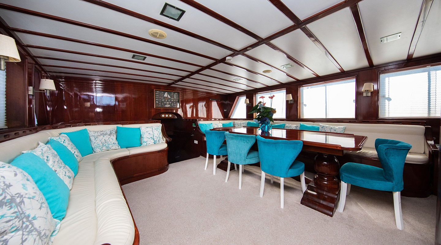 levante_yacht