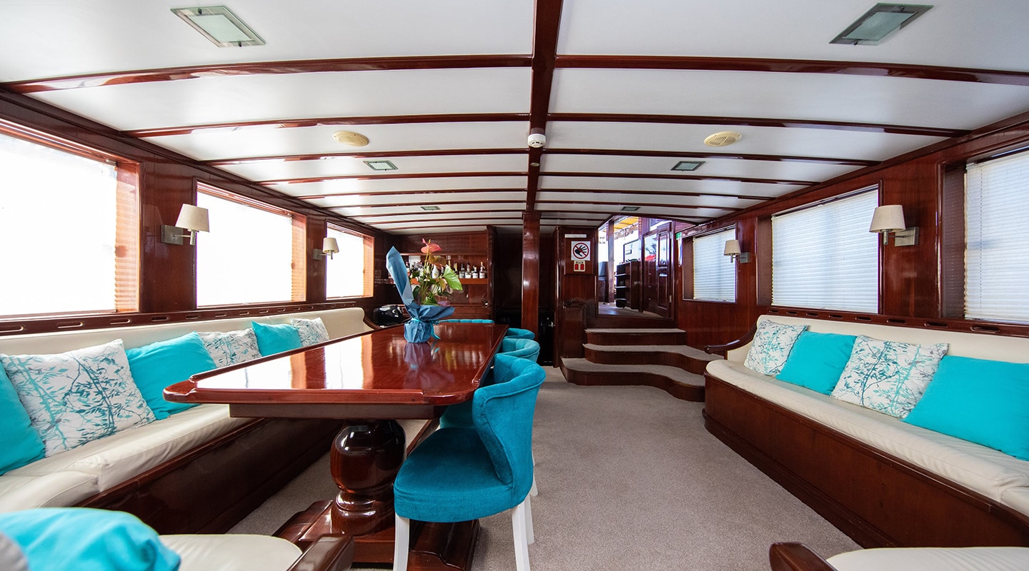 levante_yacht