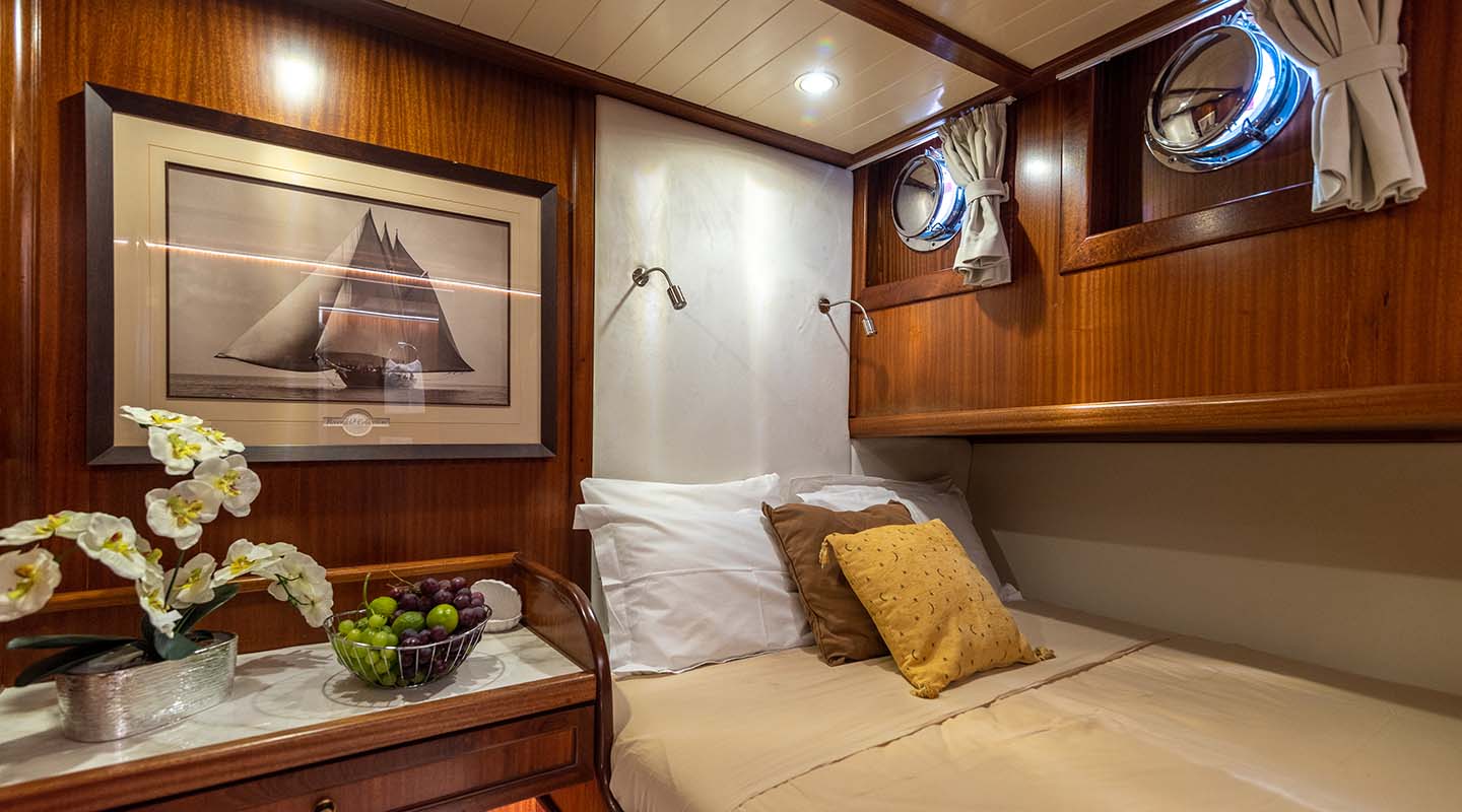 levante_yacht
