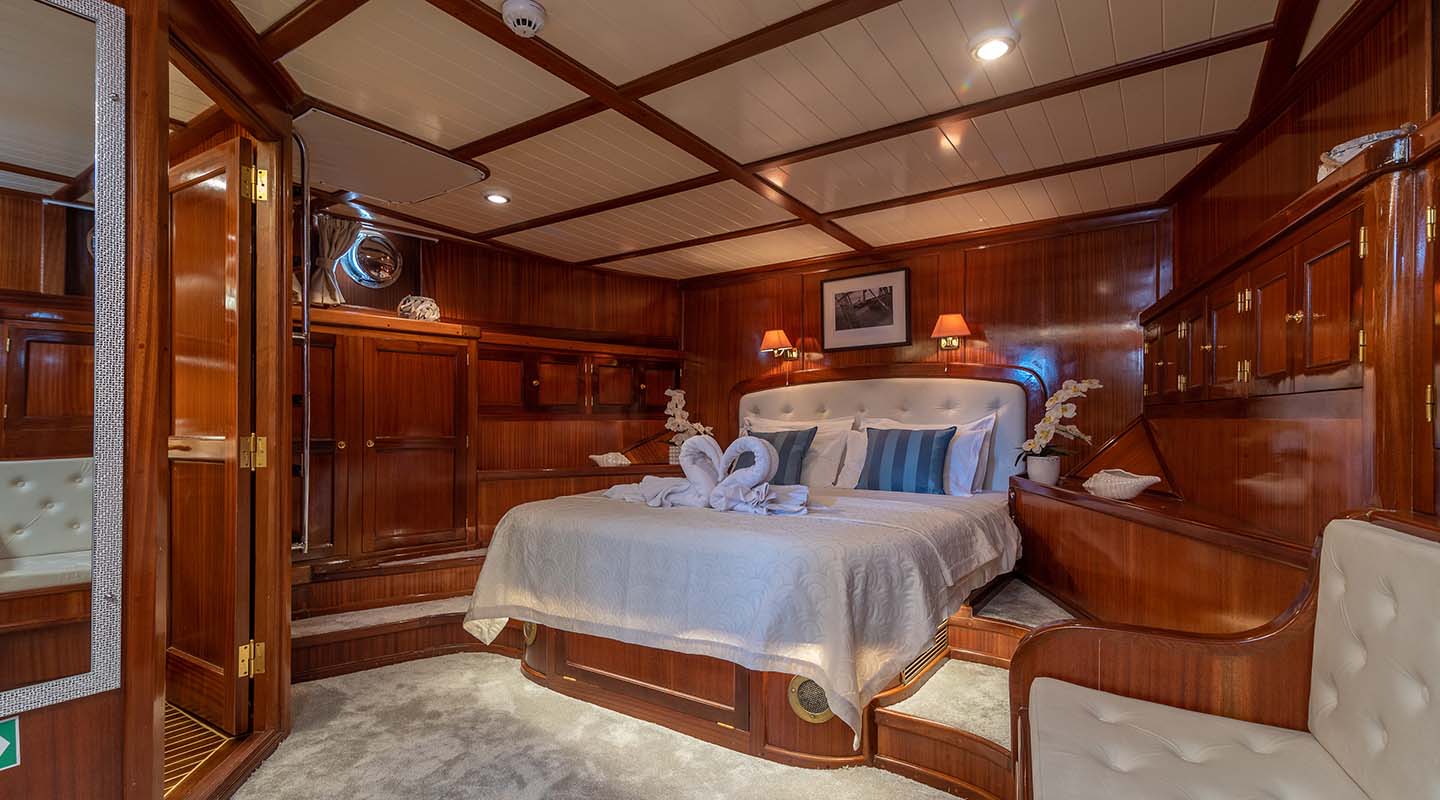 levante_yacht