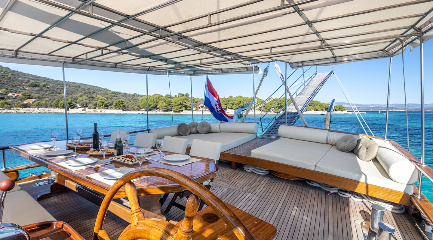 levante_yacht