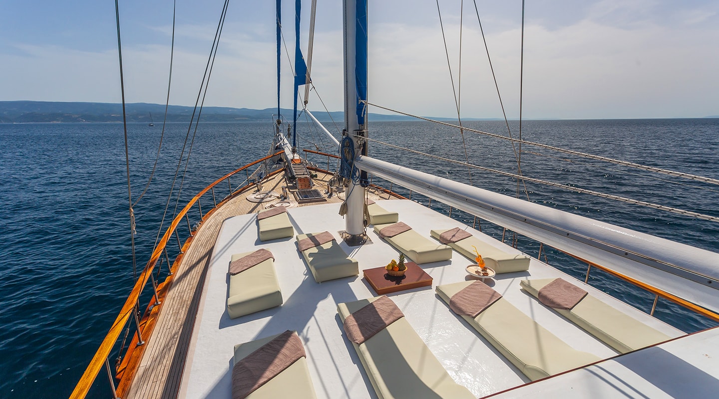 levante_yacht