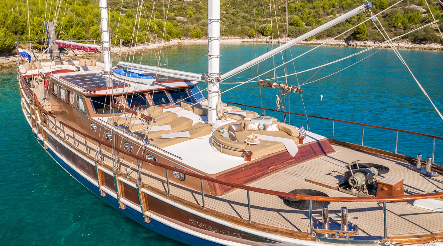 levante_yacht