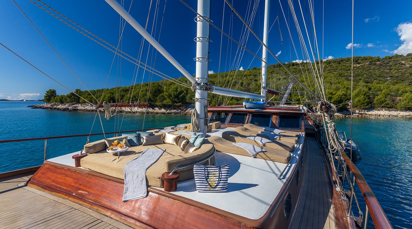 levante_yacht