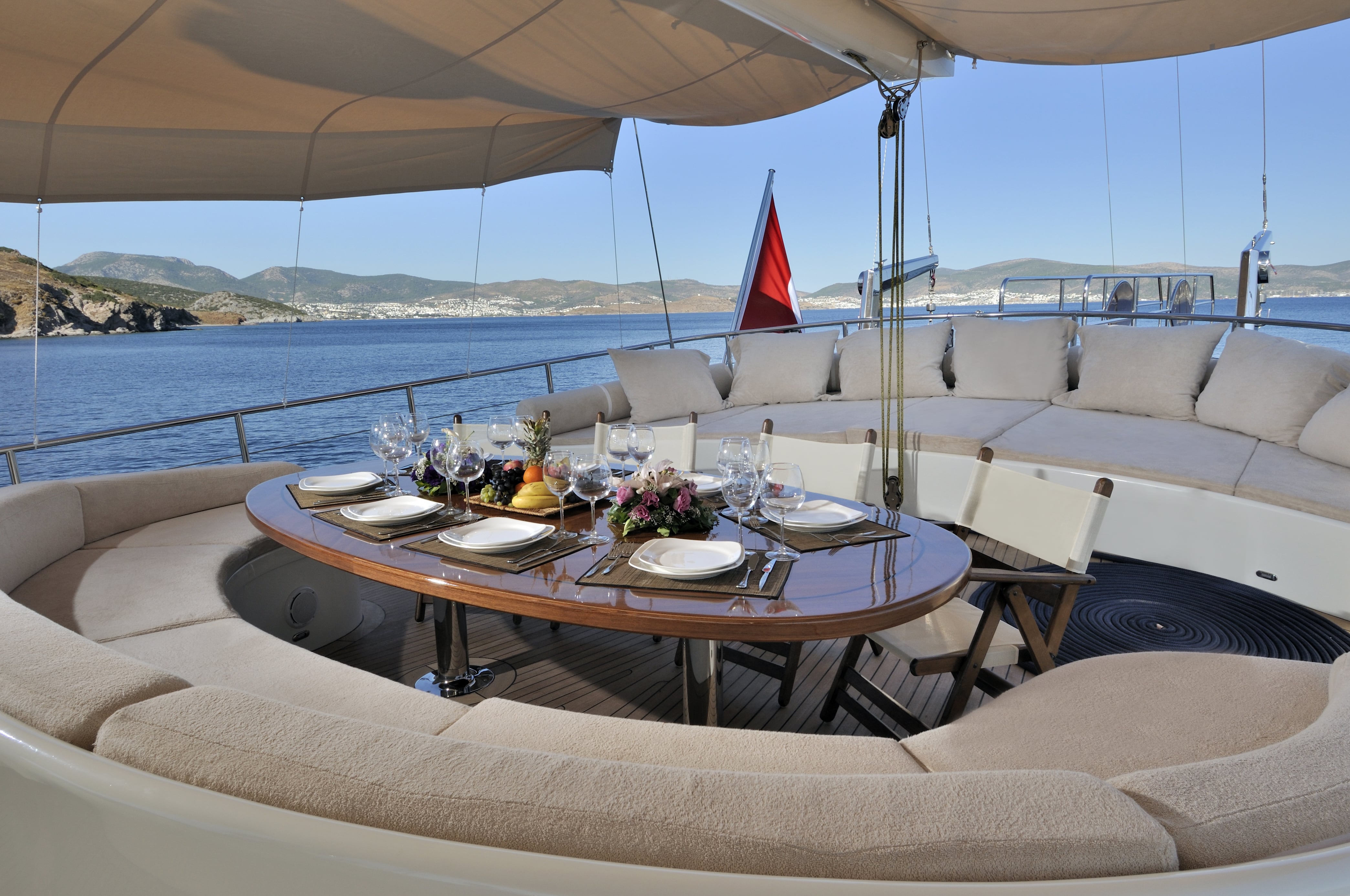 levante_yacht