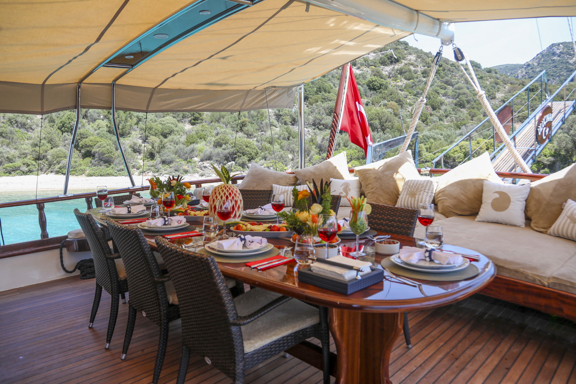 levante_yacht
