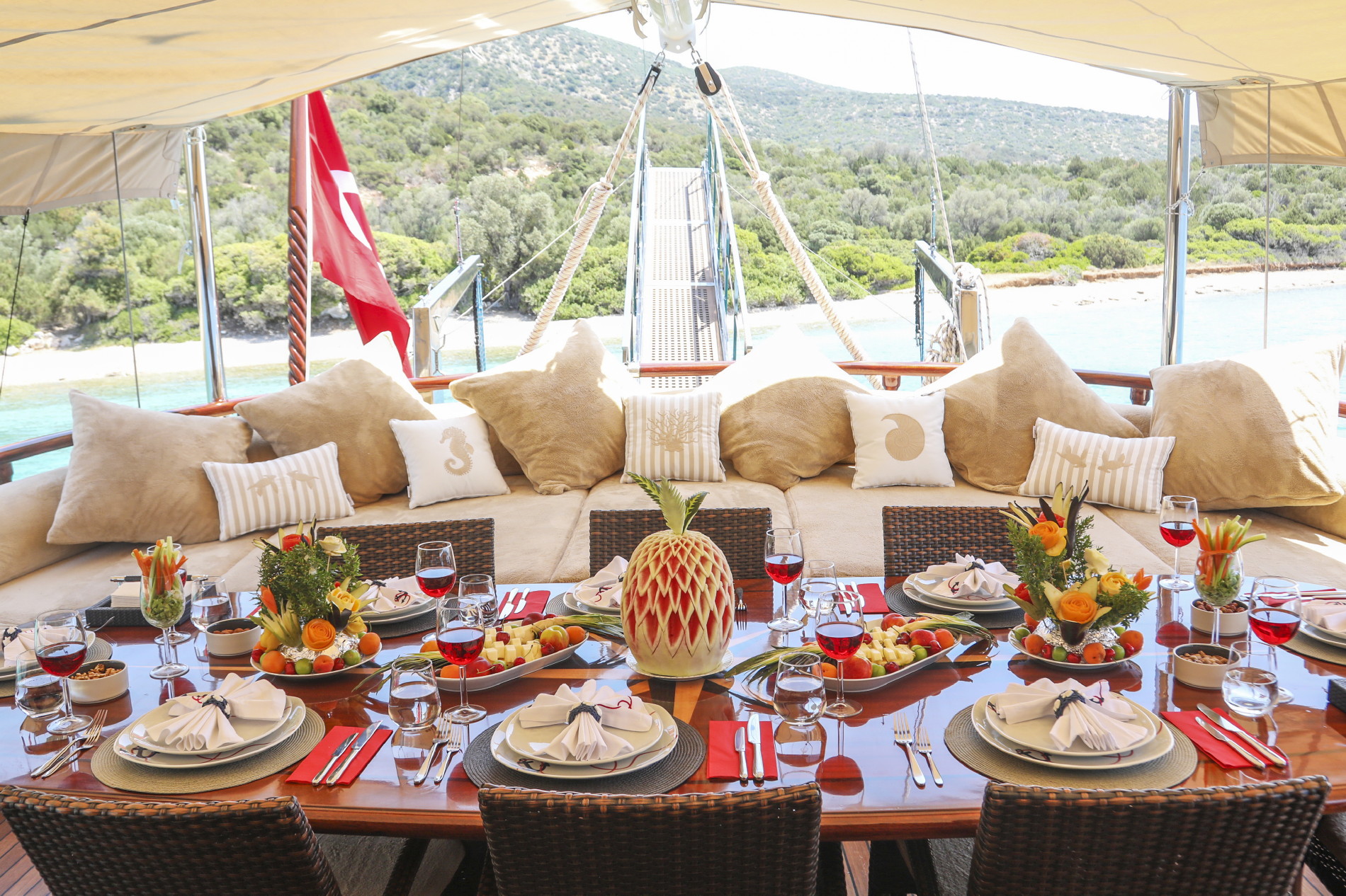 levante_yacht