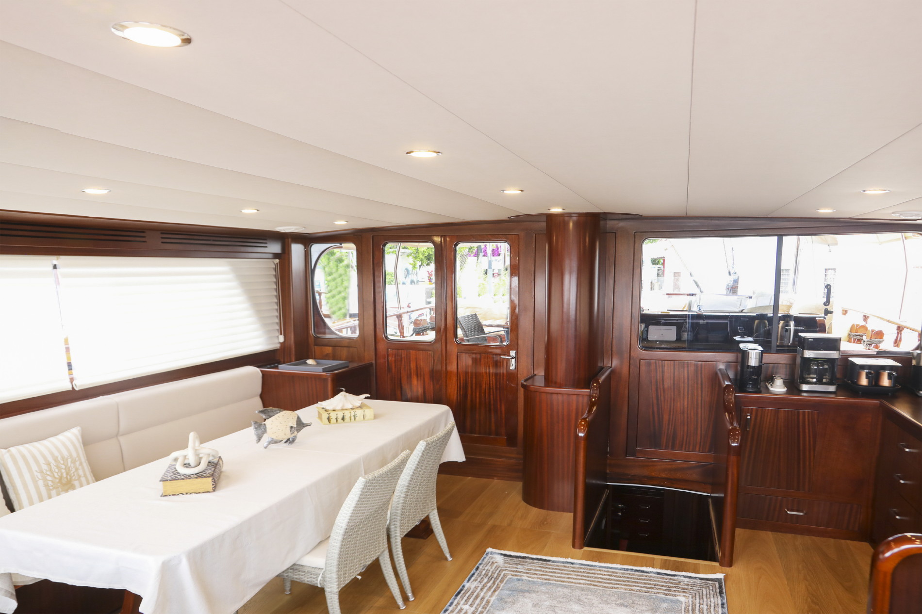 levante_yacht