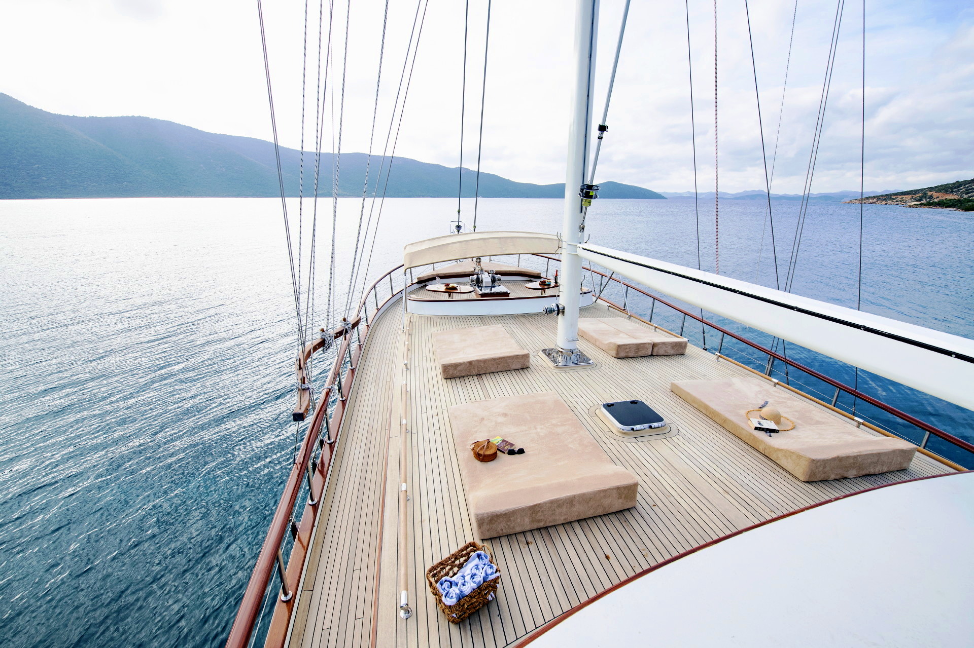 levante_yacht