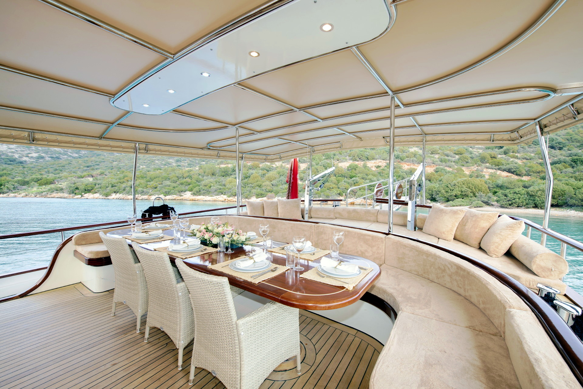 levante_yacht