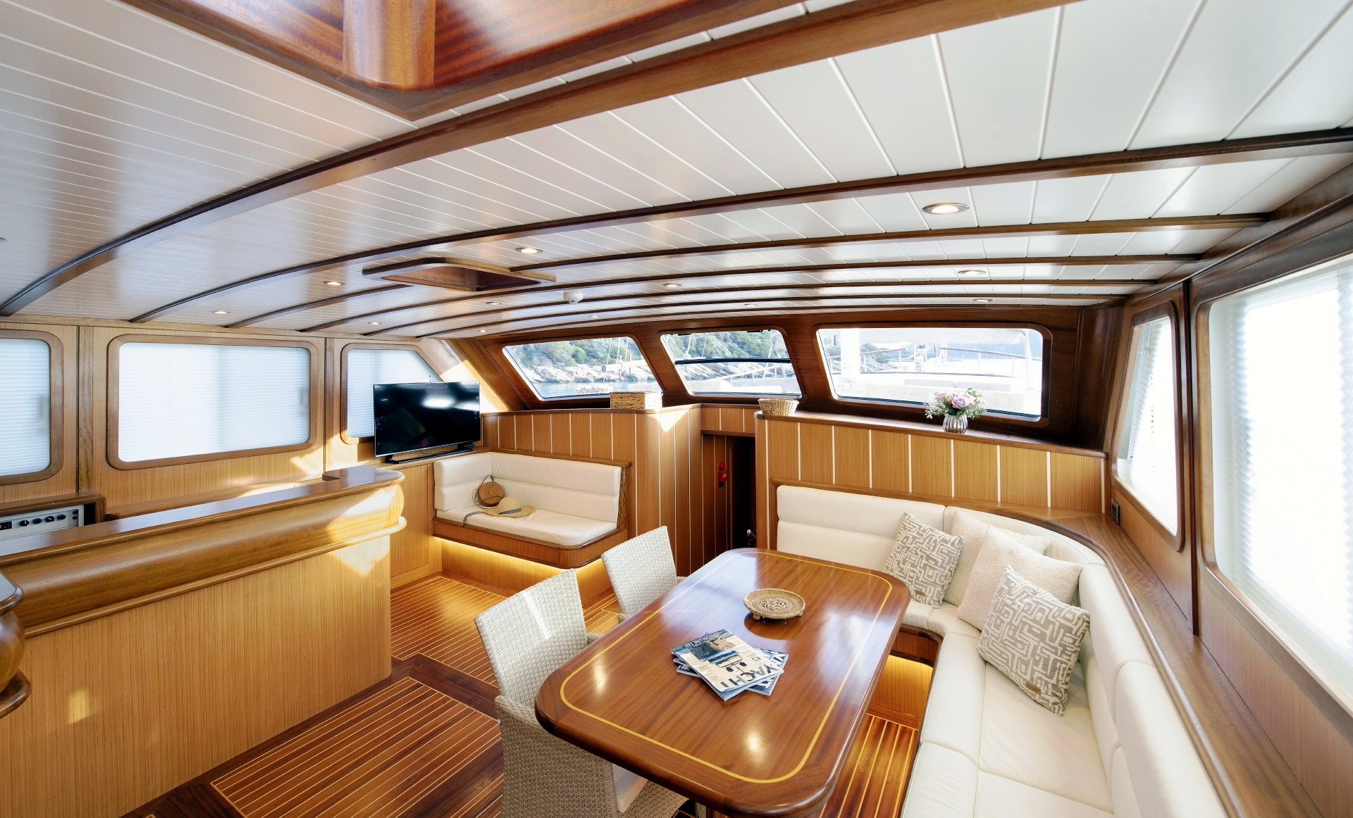 levante_yacht