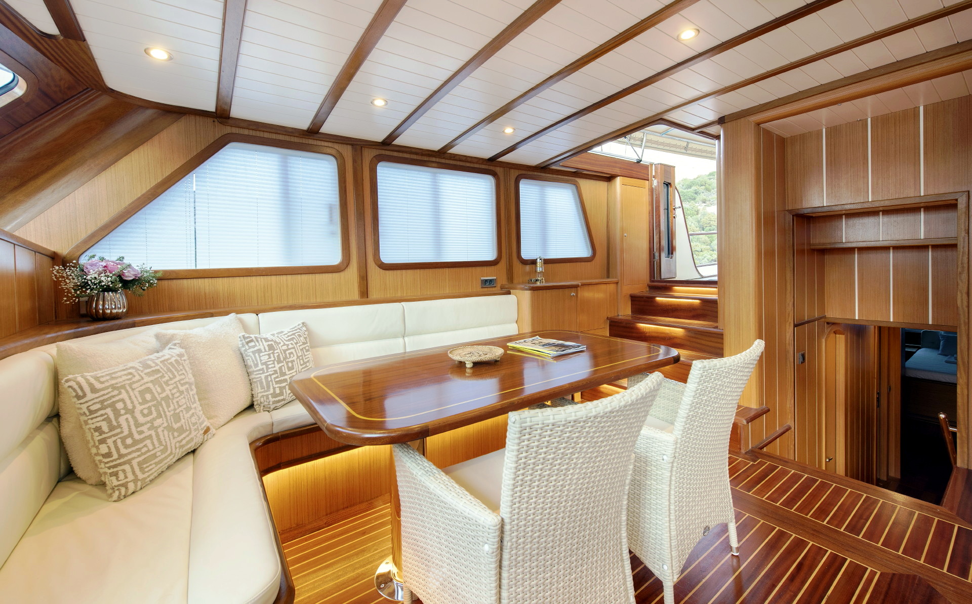 levante_yacht