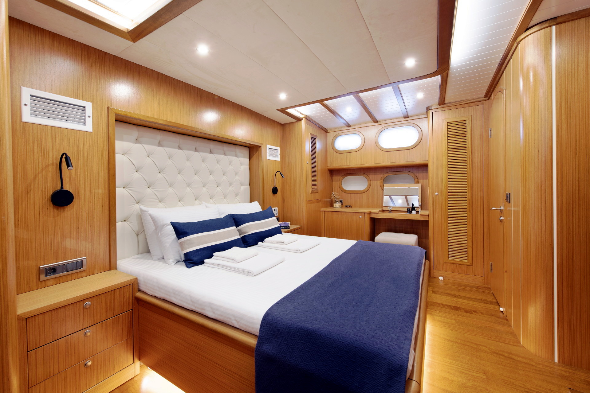 levante_yacht
