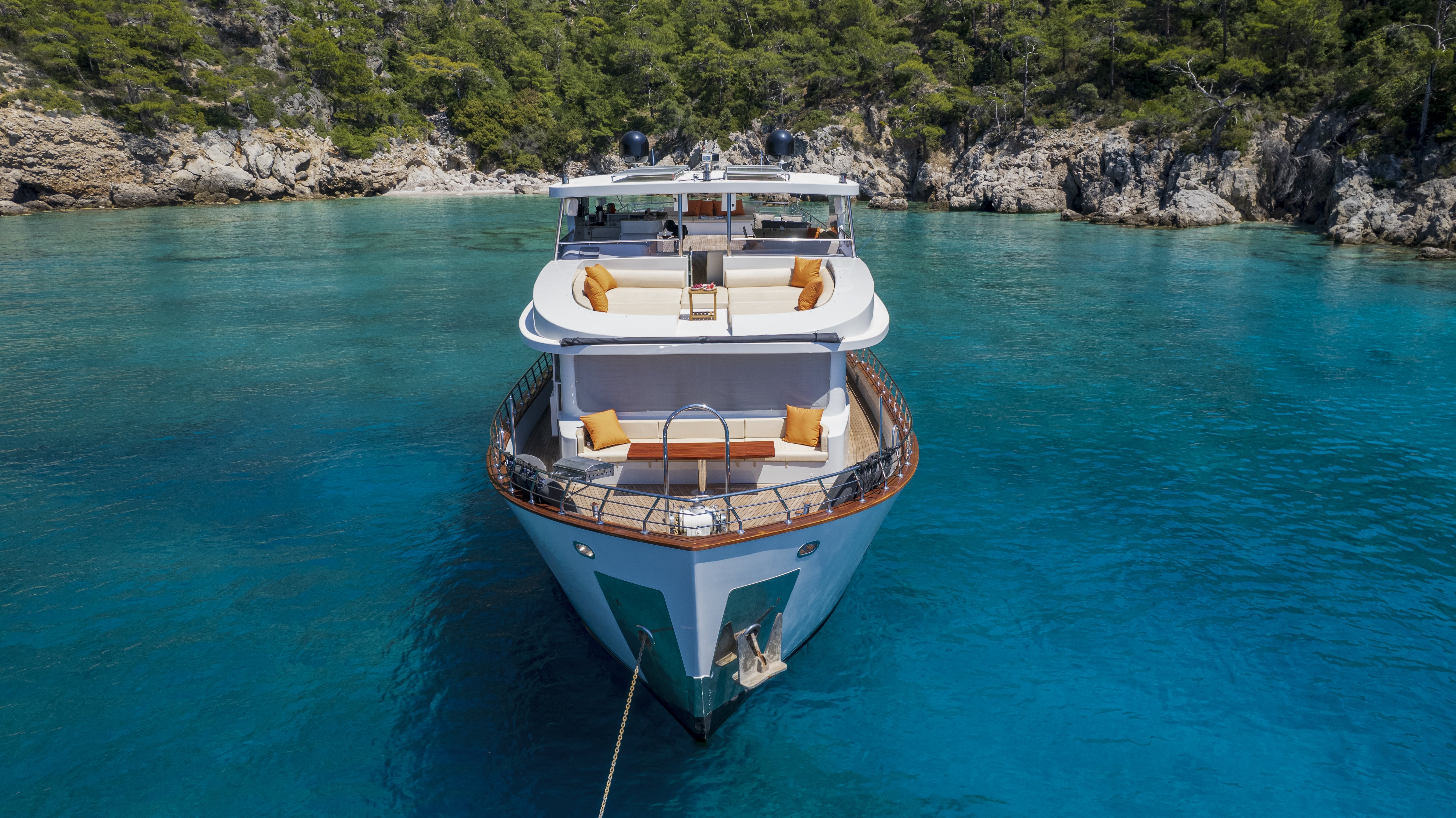 levante_yacht