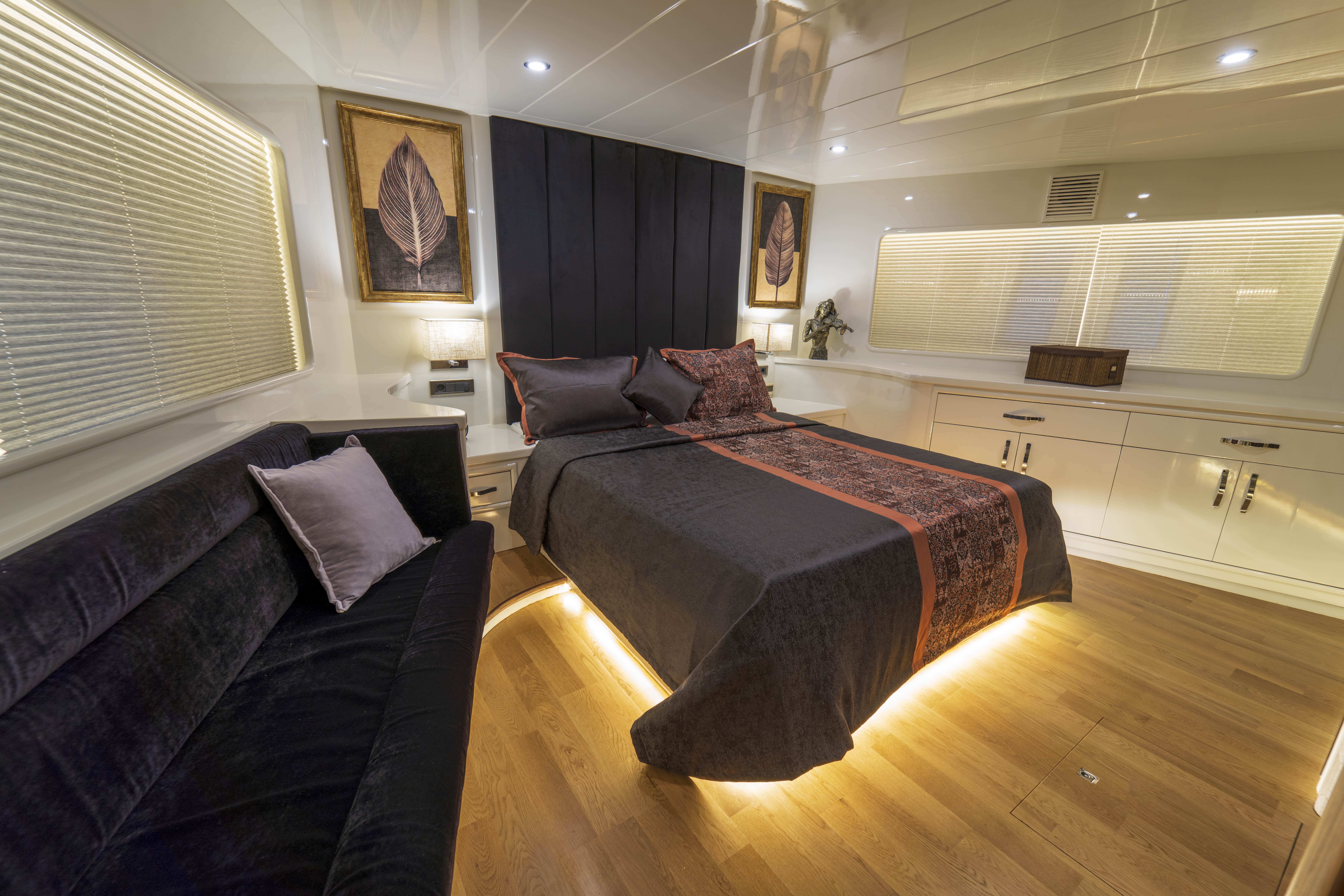 levante_yacht