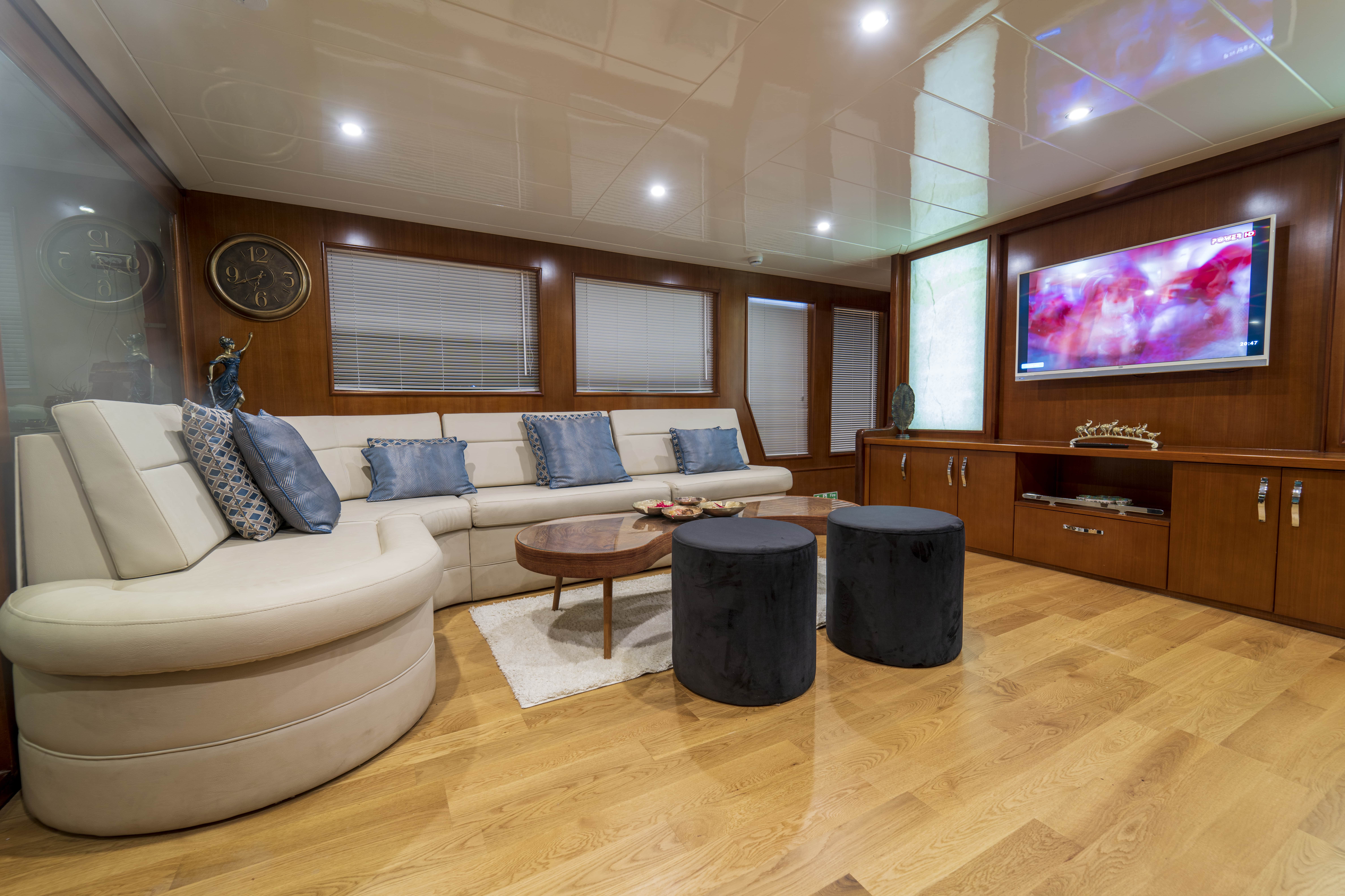 levante_yacht