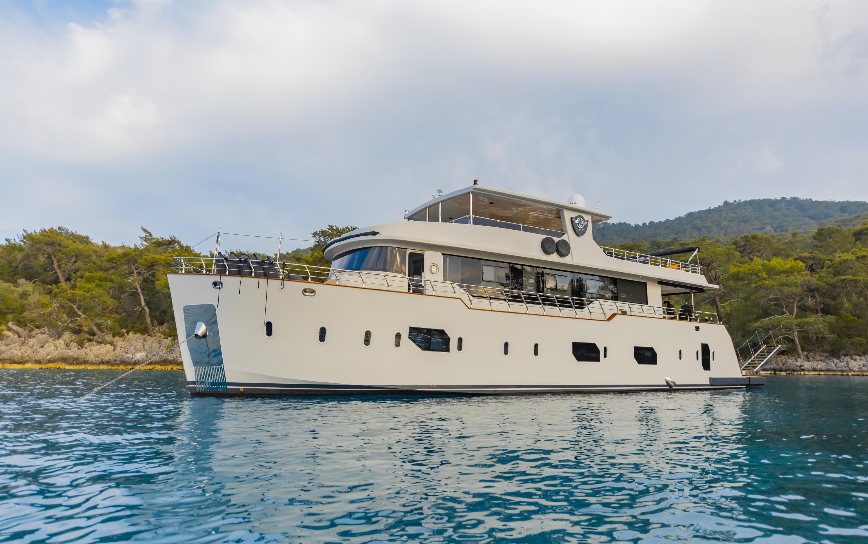 levante_yacht