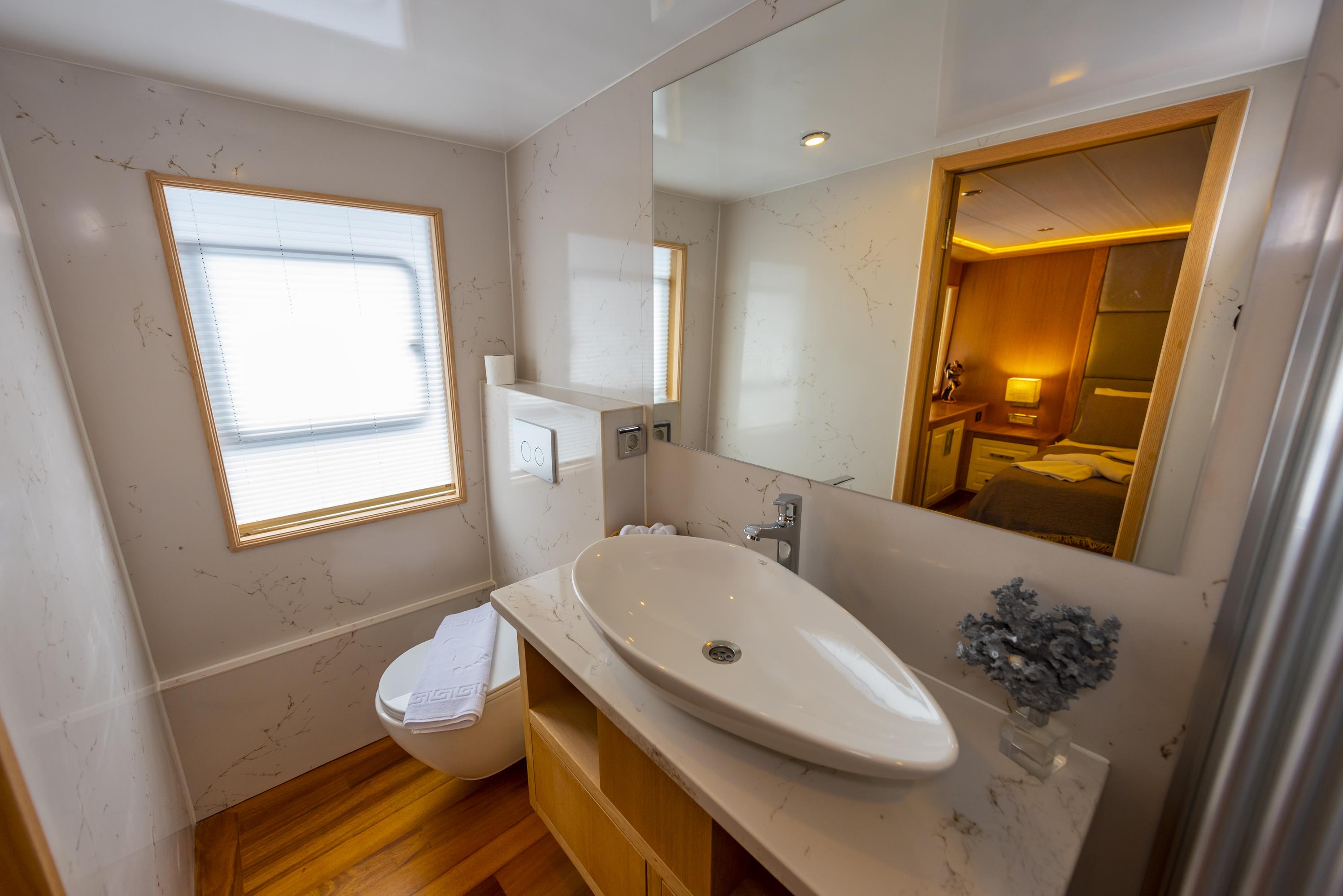 levante_yacht