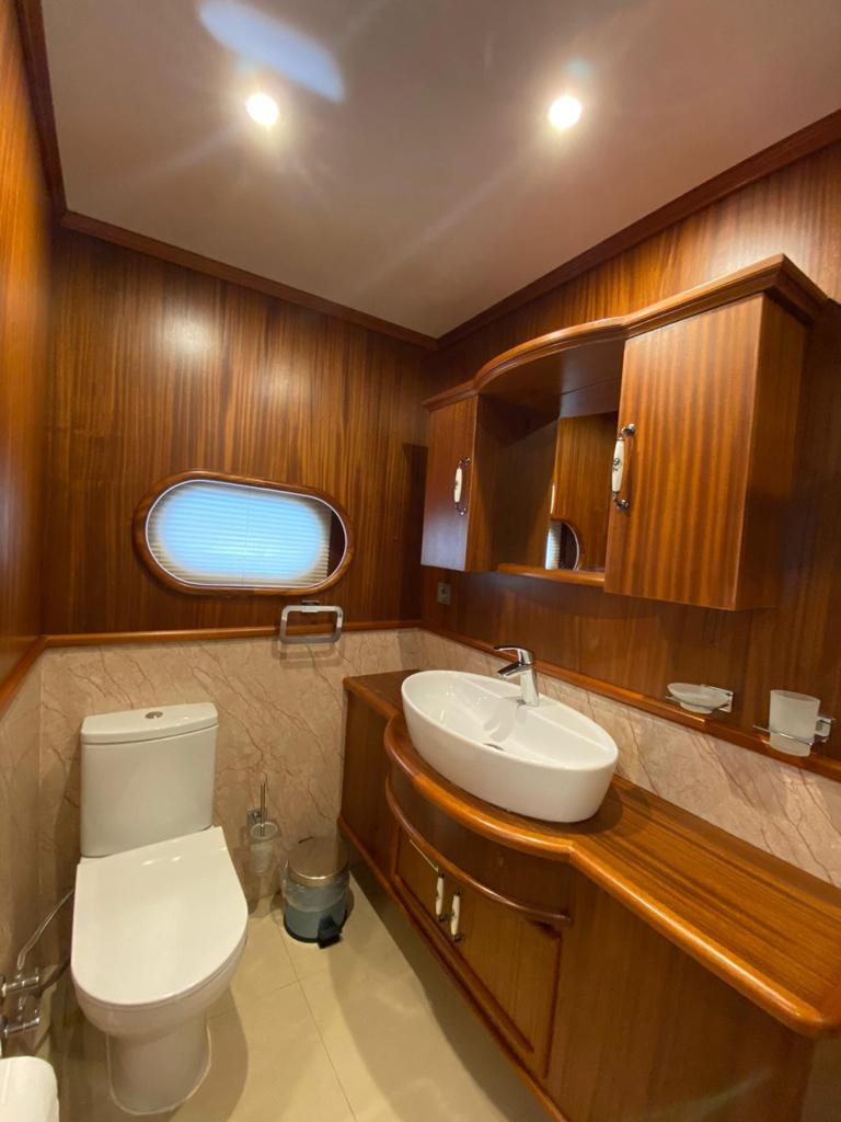 levante_yacht