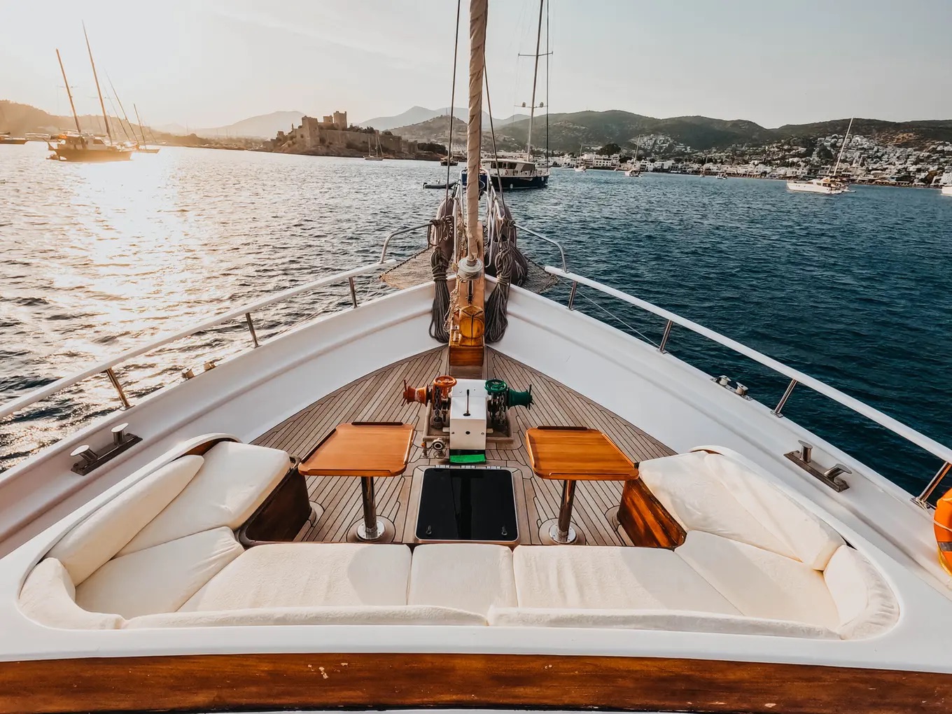 levante_yacht