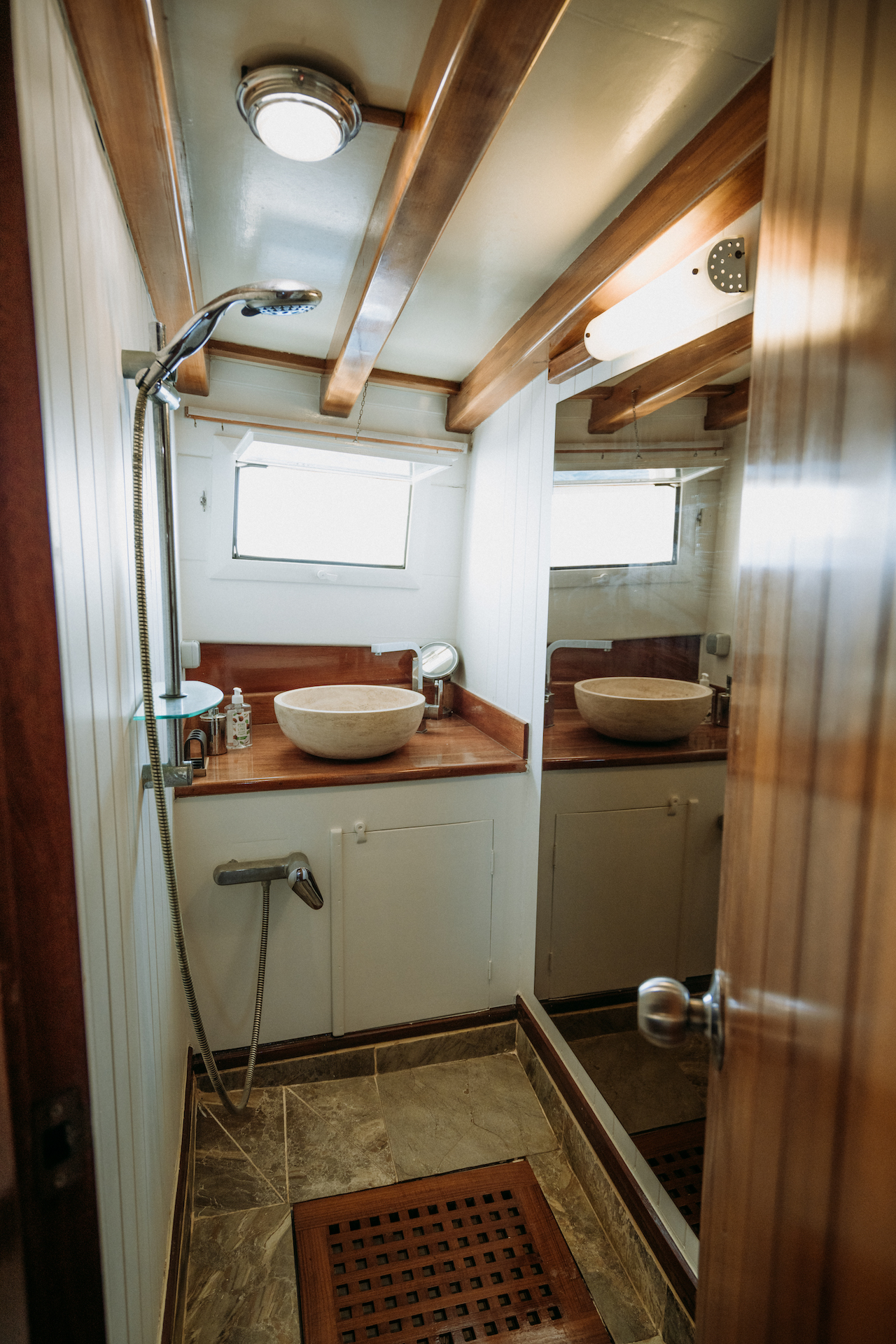 levante_yacht