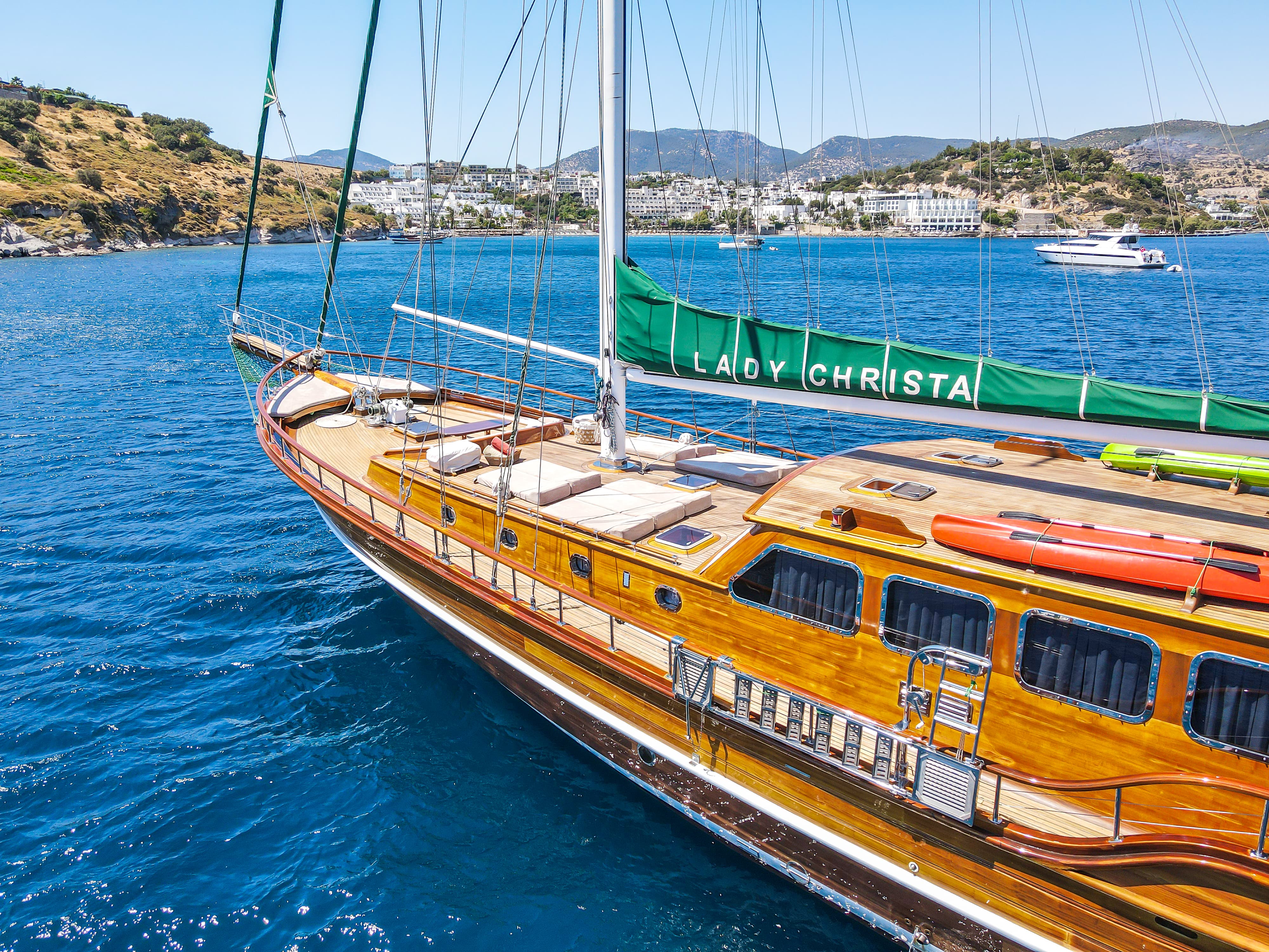 levante_yacht