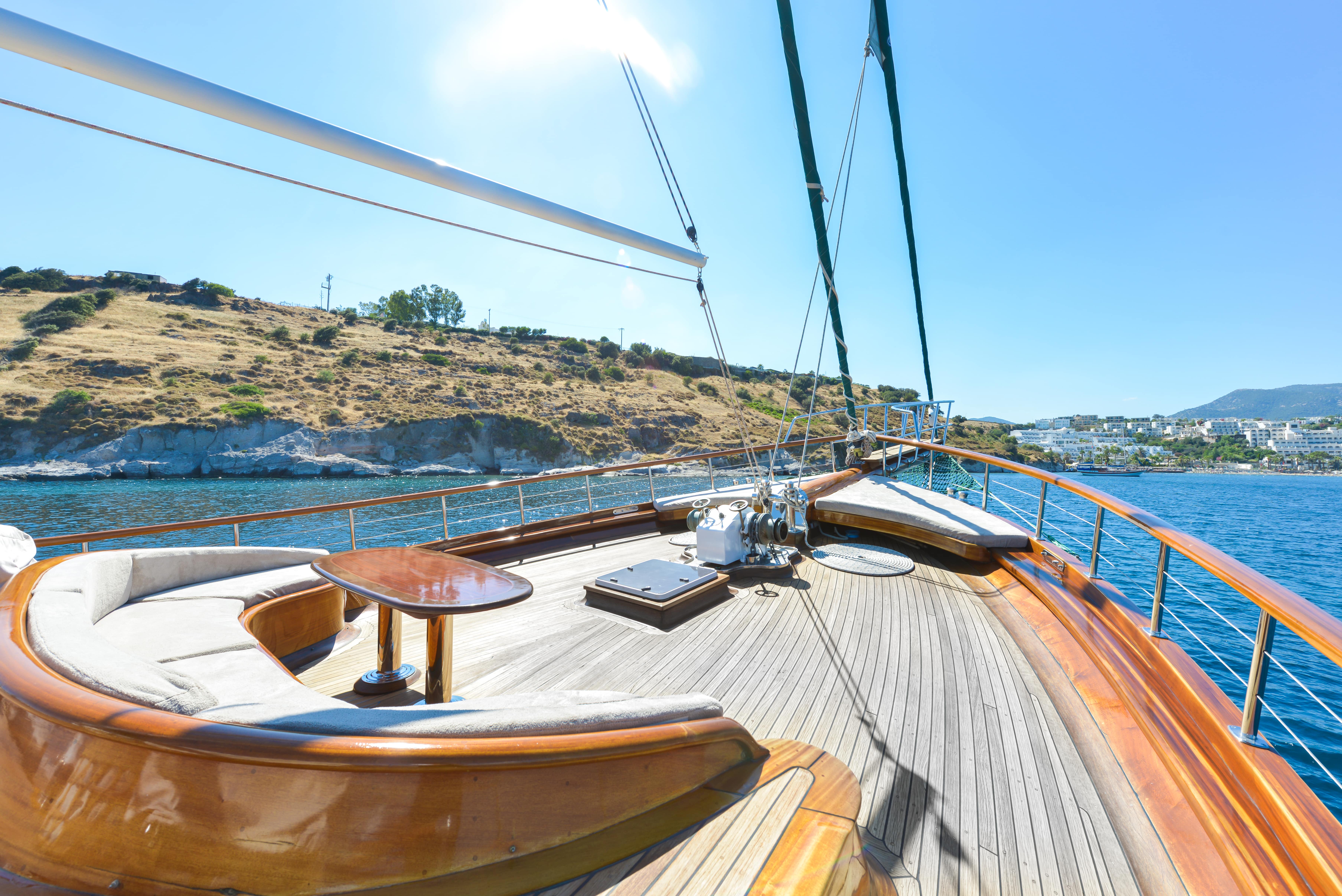levante_yacht