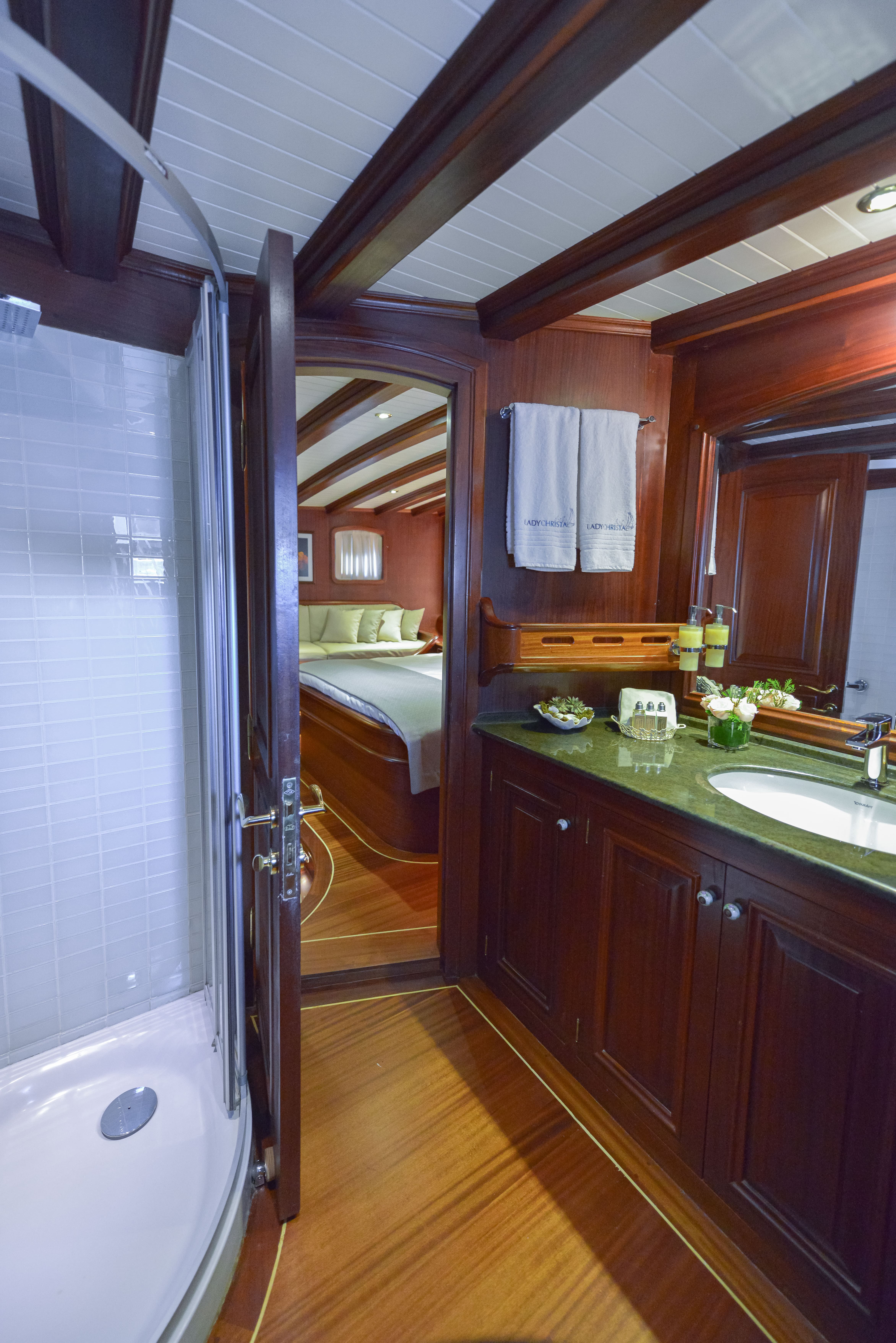 levante_yacht