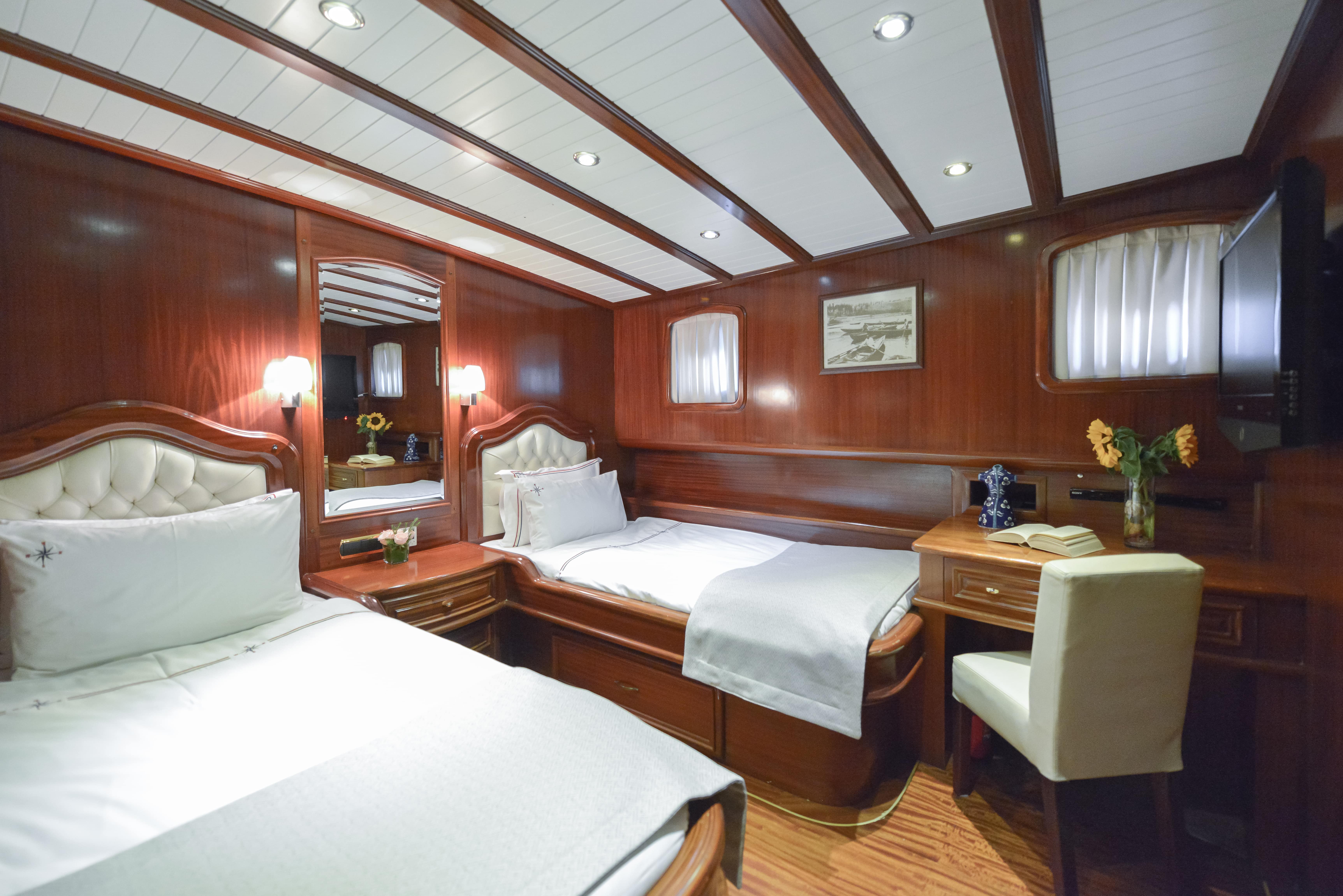 levante_yacht