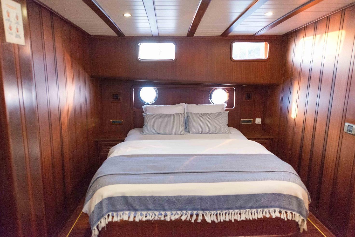 levante_yacht