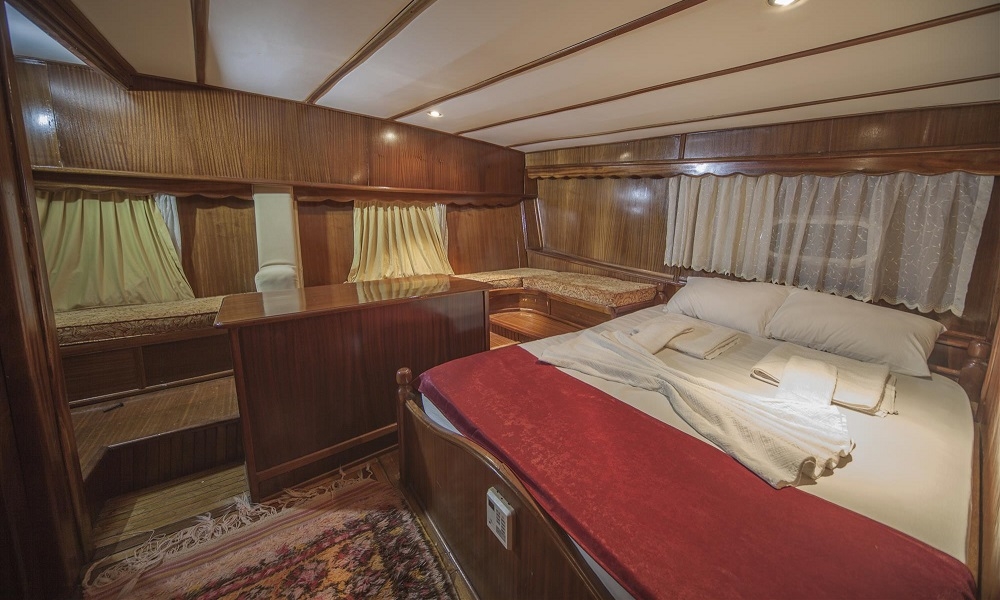 levante_yacht