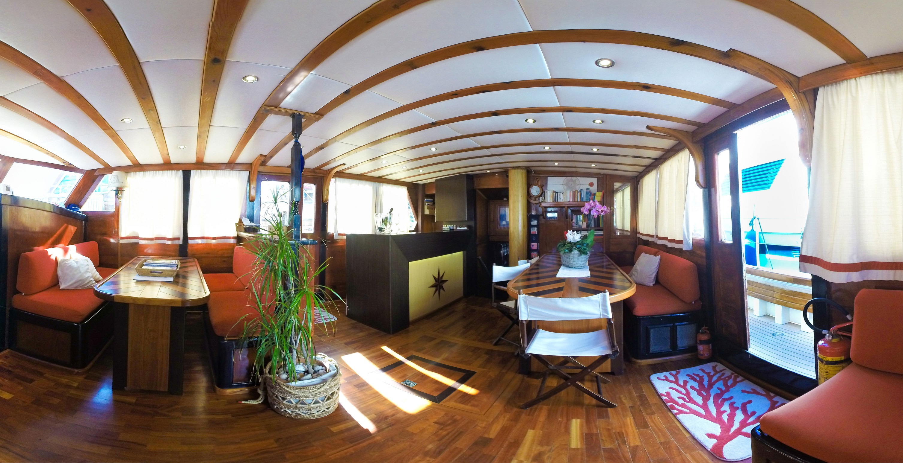 levante_yacht