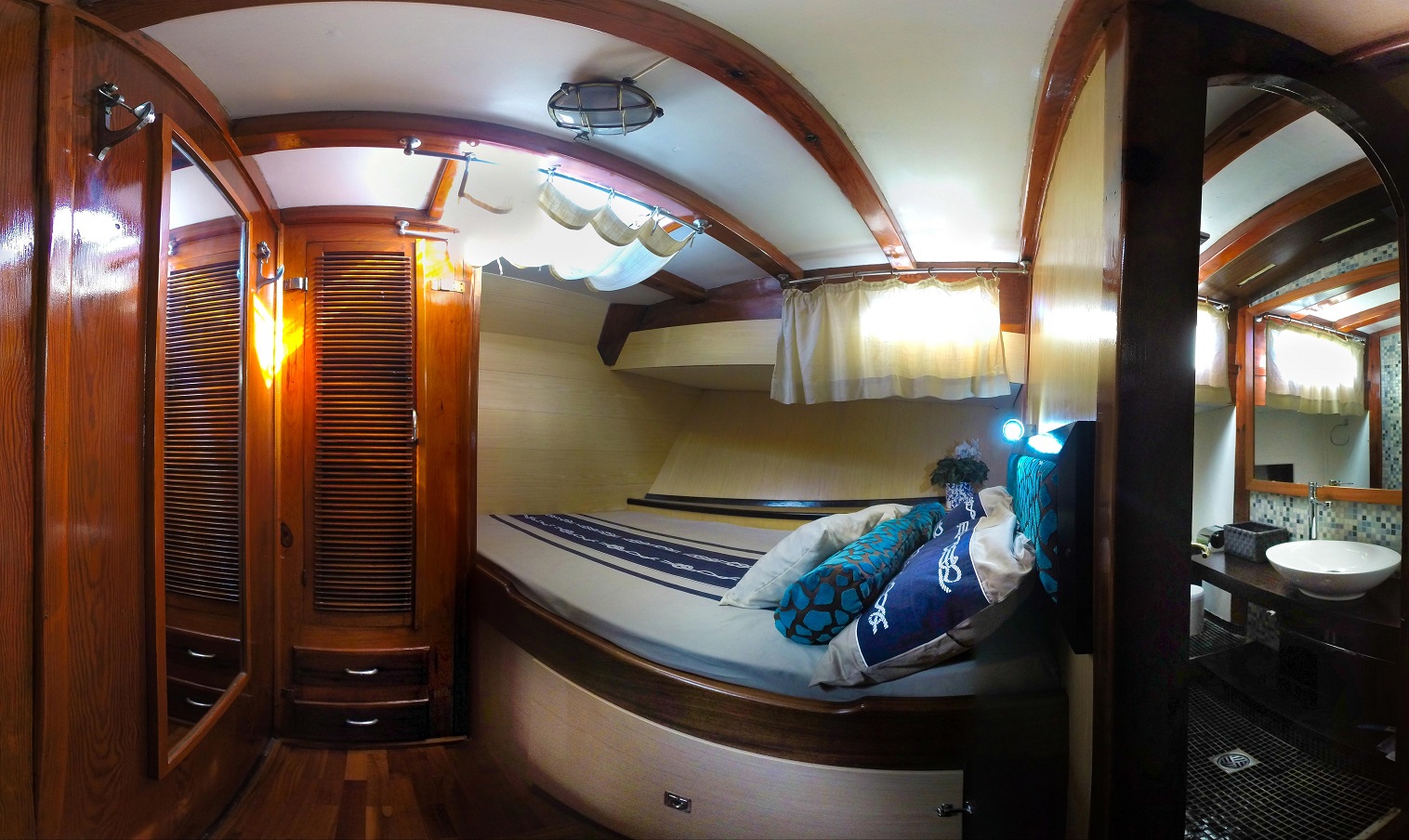 levante_yacht