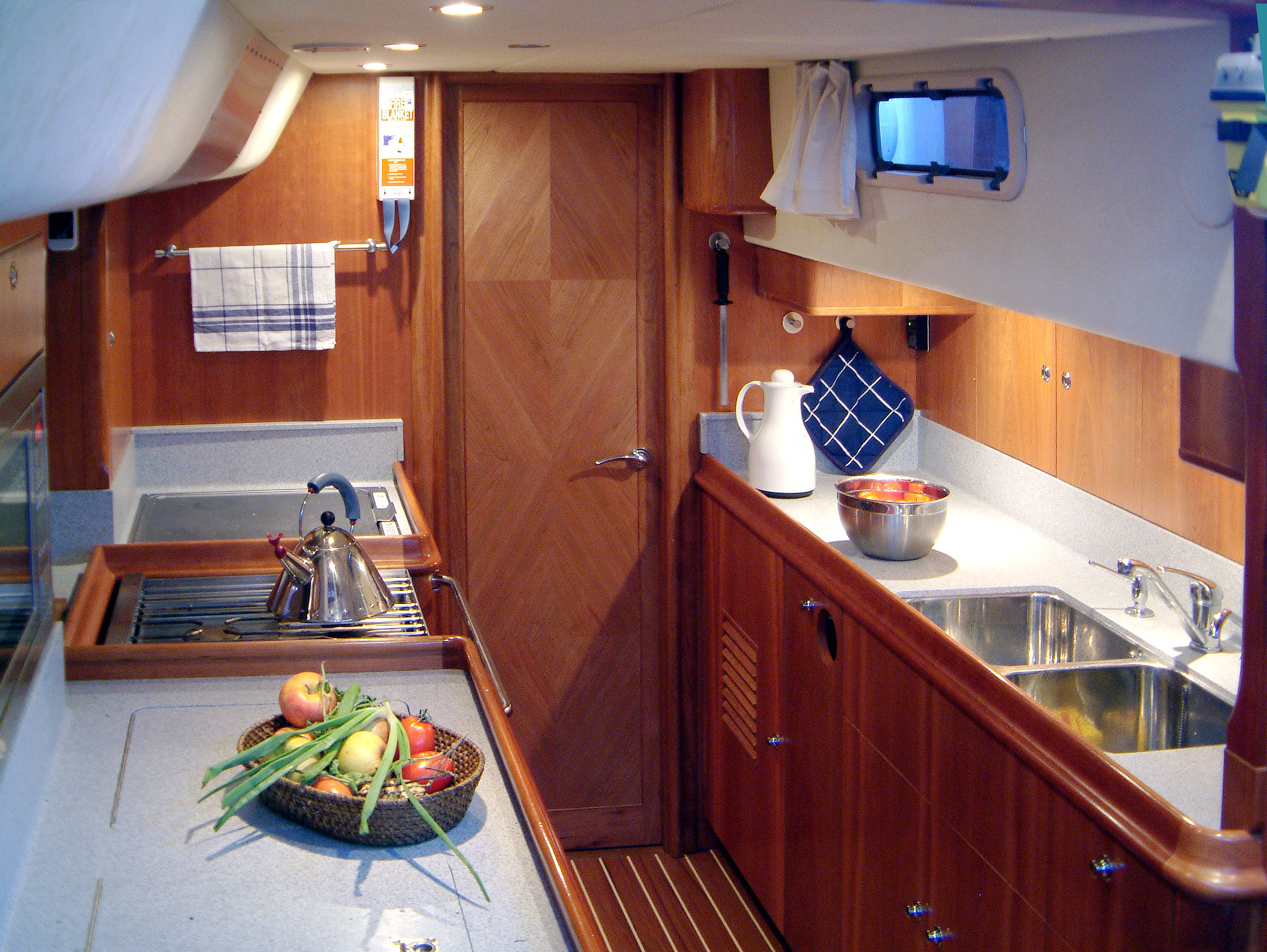 levante_yacht
