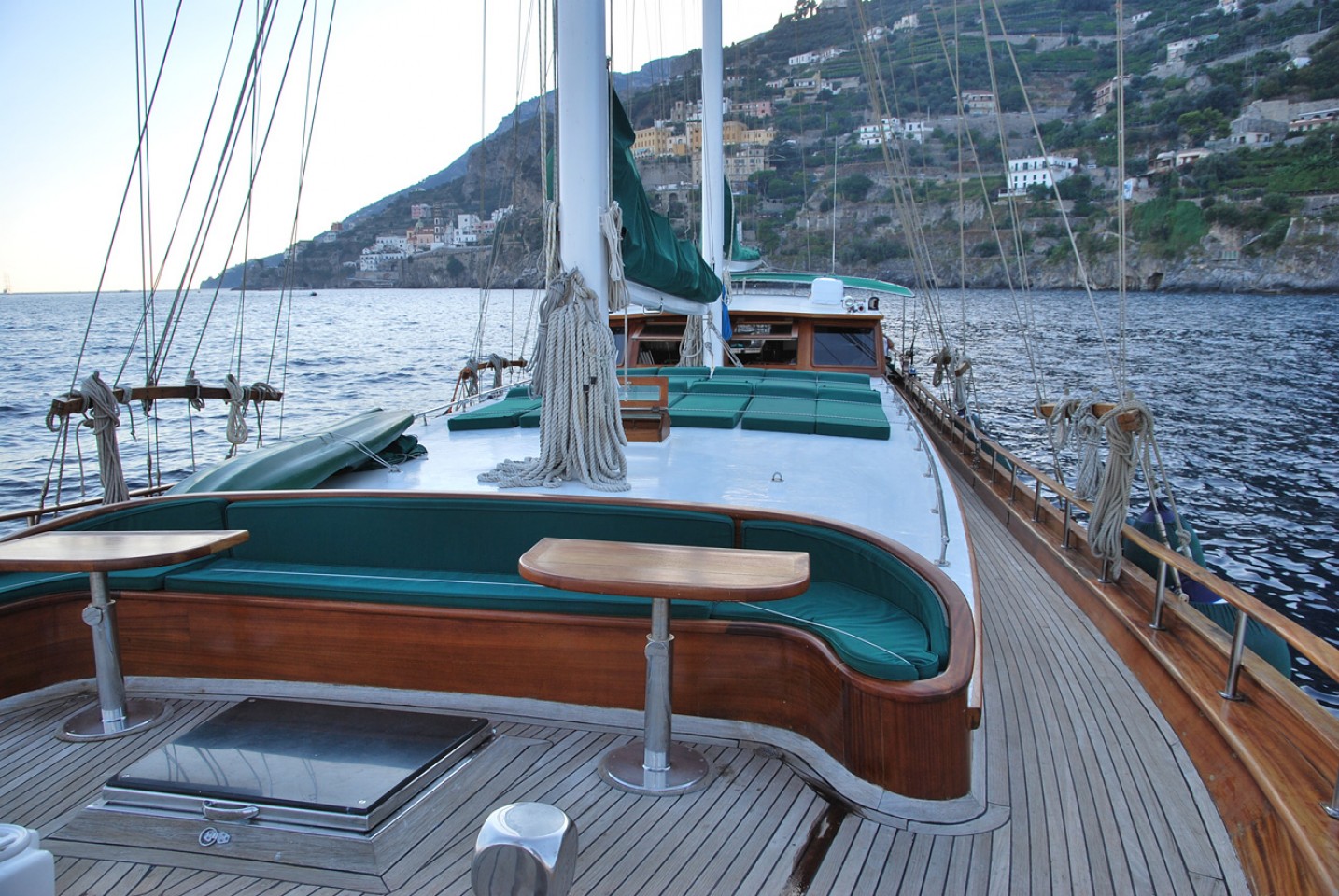 levante_yacht