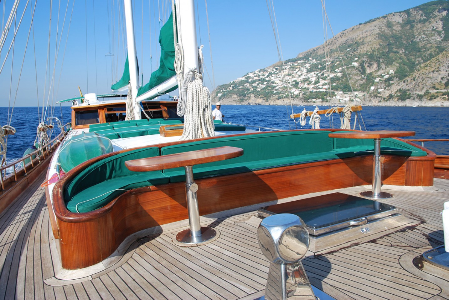 levante_yacht