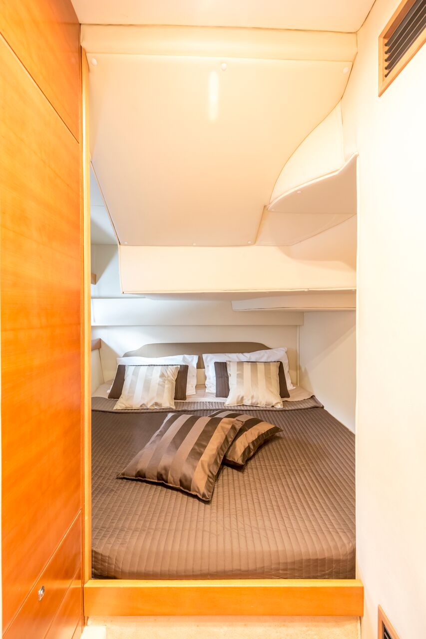 levante_yacht