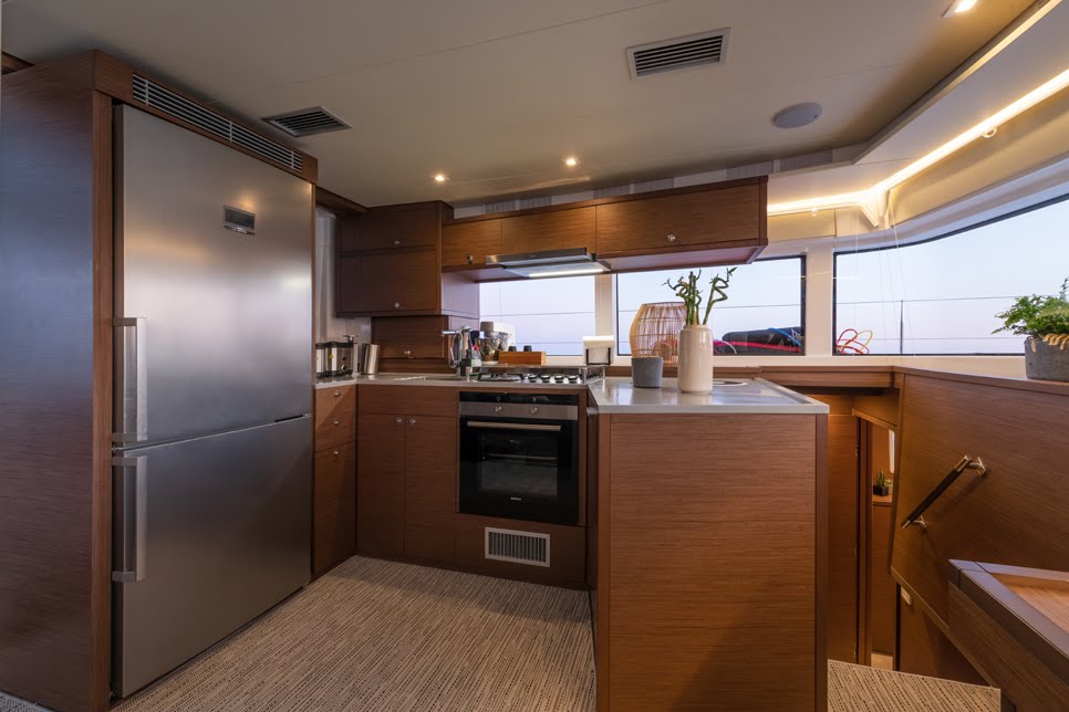 levante_yacht