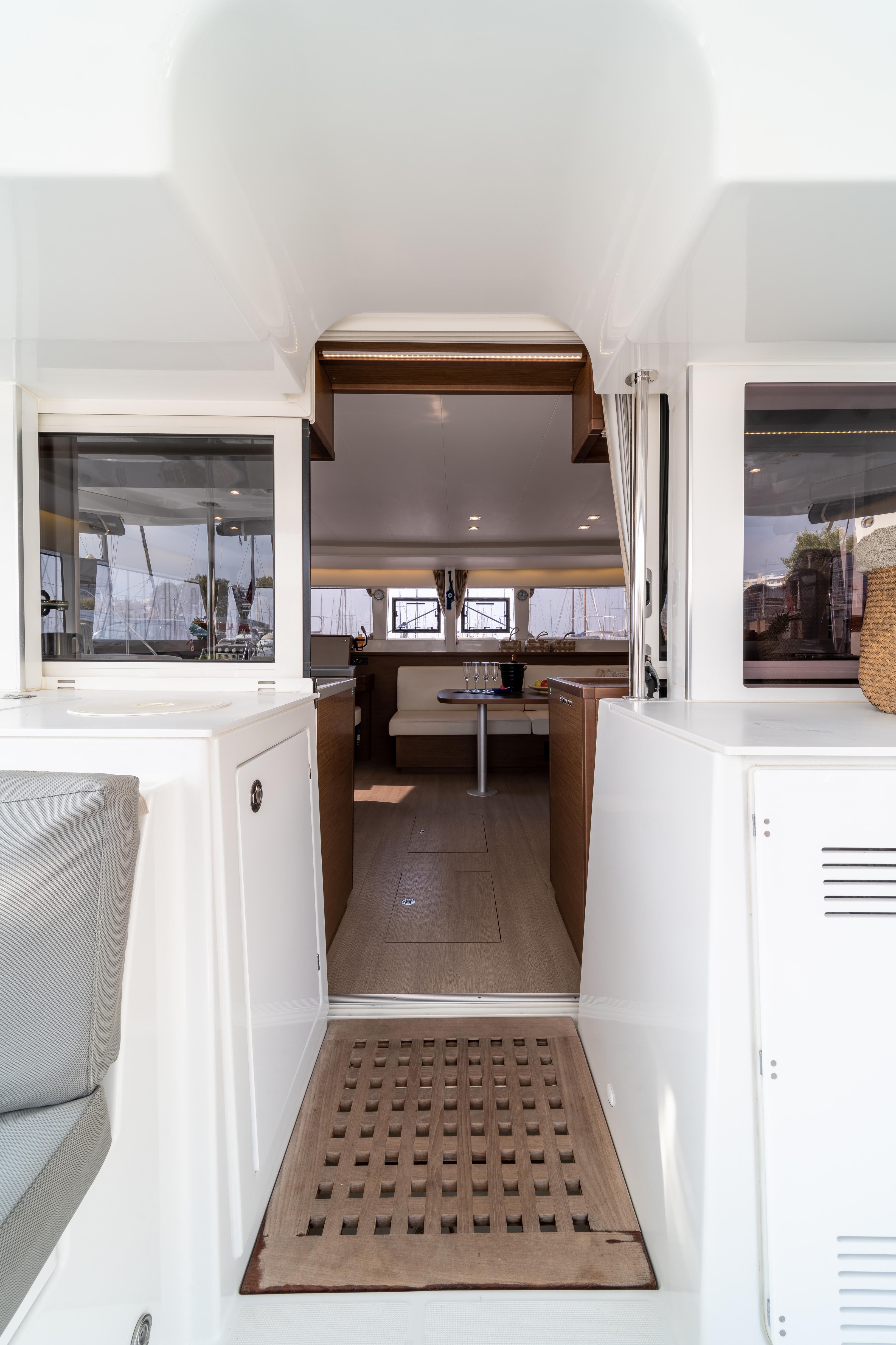 levante_yacht