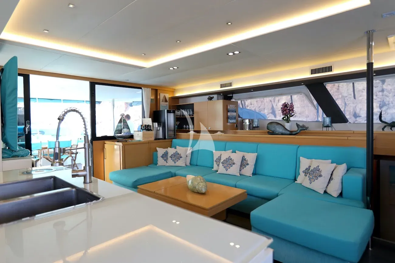 levante_yacht