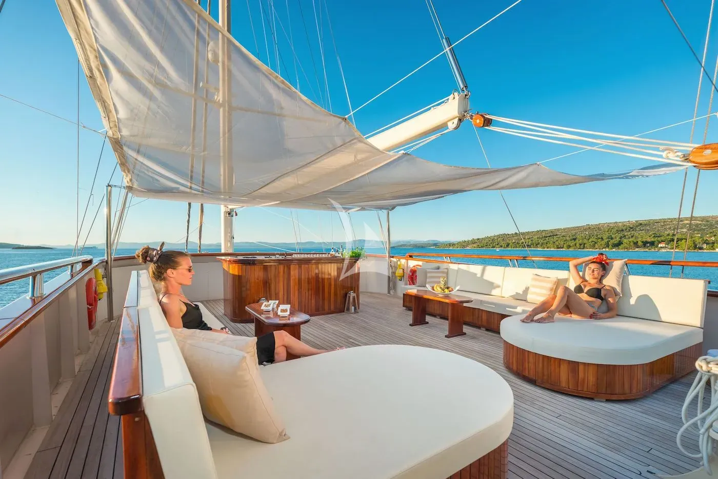 levante_yacht