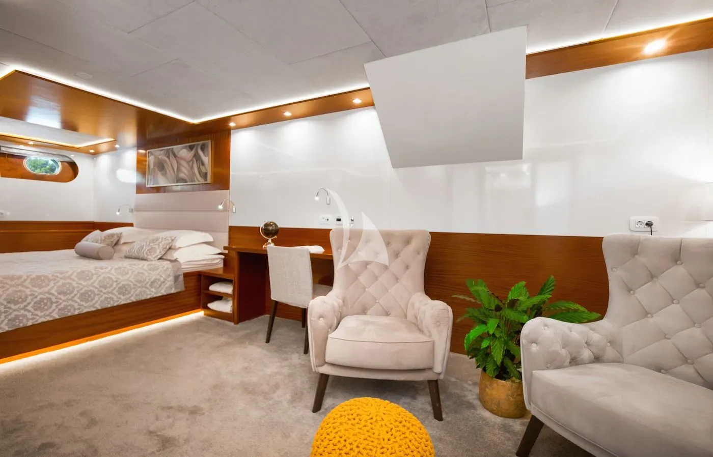 levante_yacht