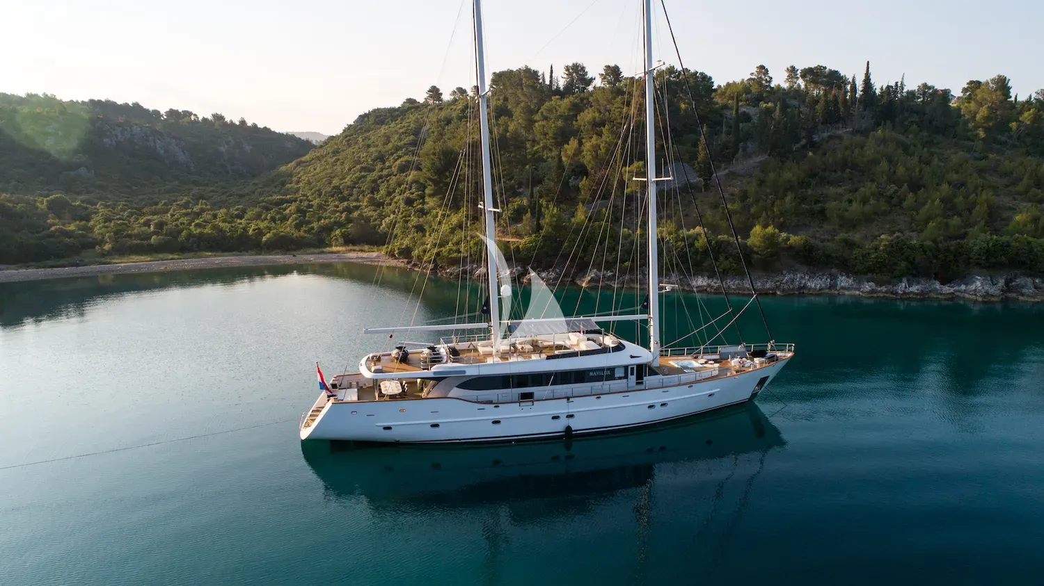 levante_yacht
