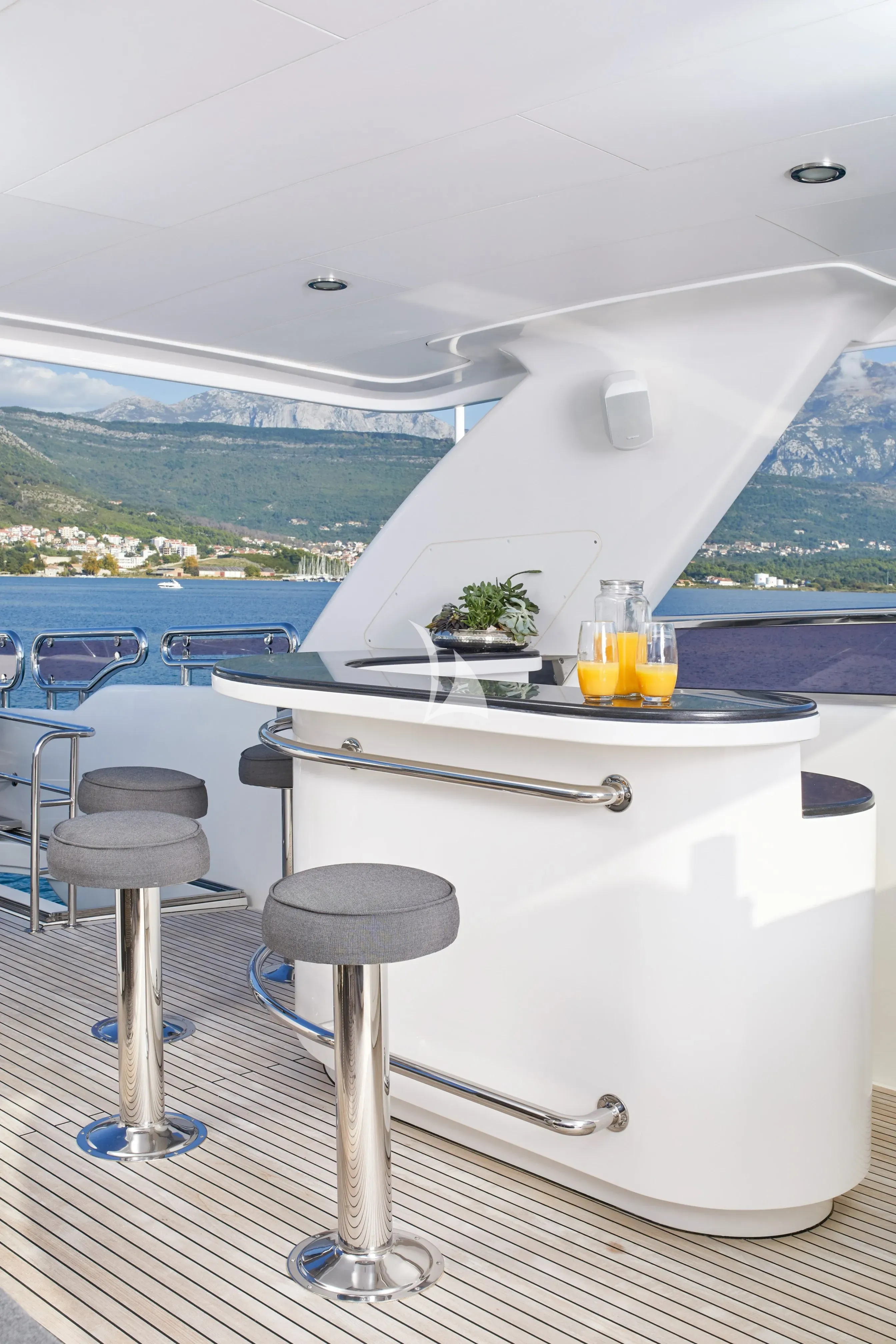 levante_yacht