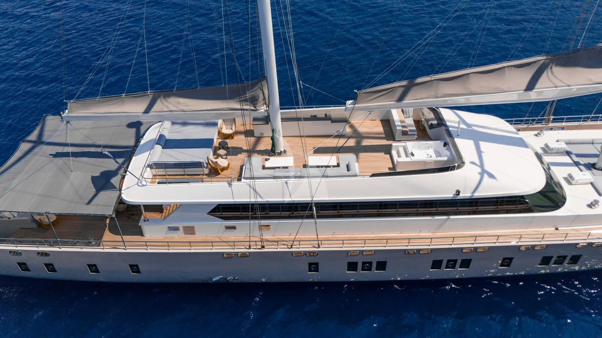 levante_yacht